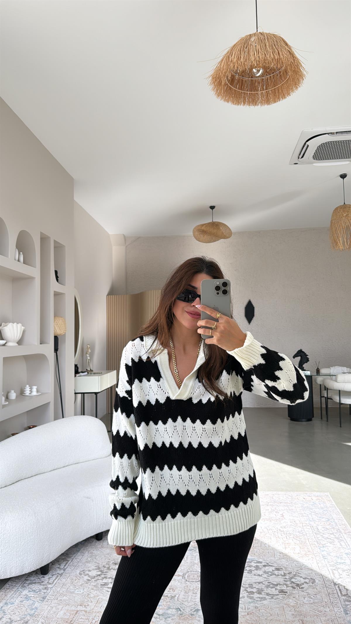 Ekru Zikzak Desenli Triko