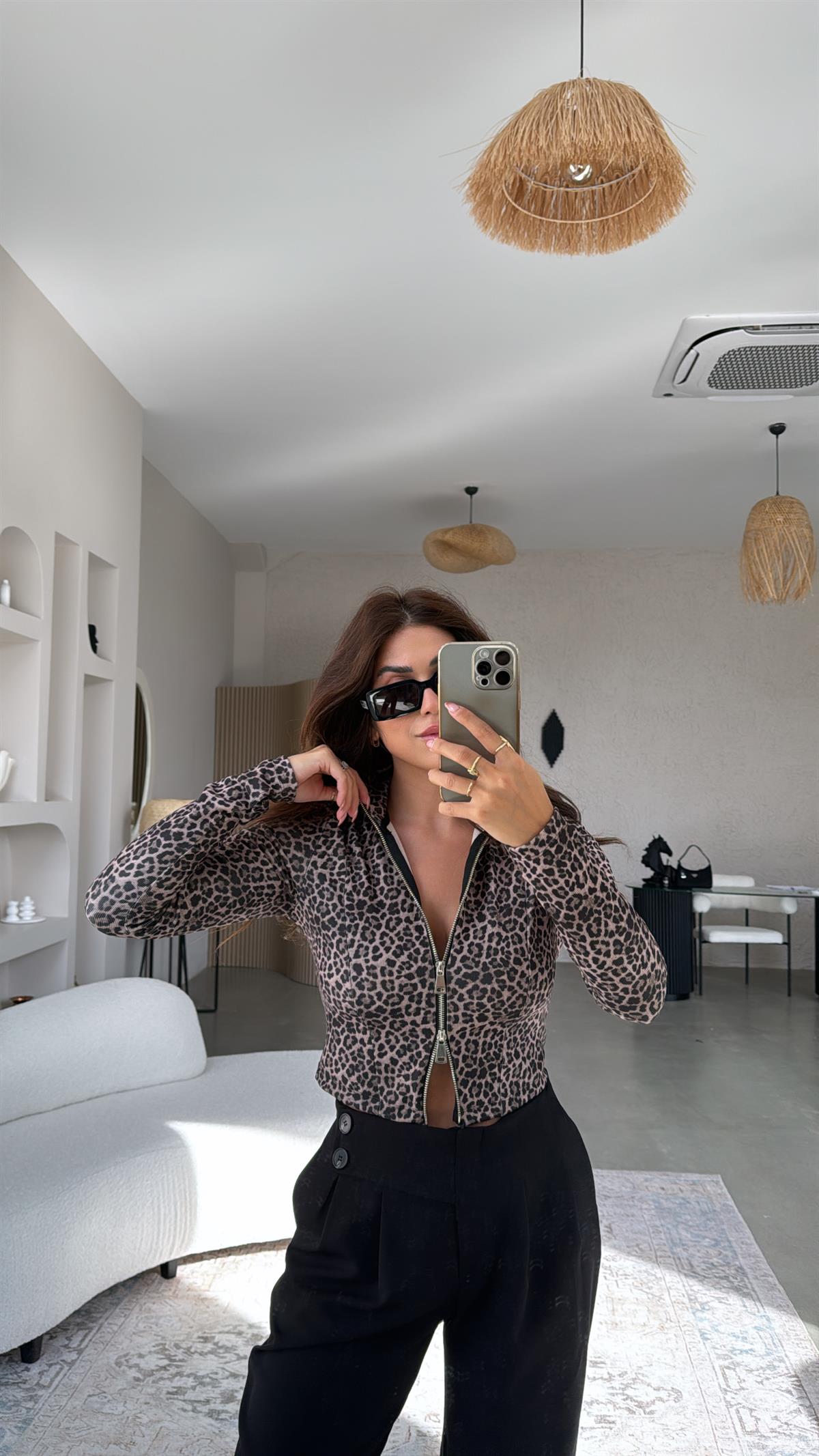 Fermuar Detaylı Leopar Bluz