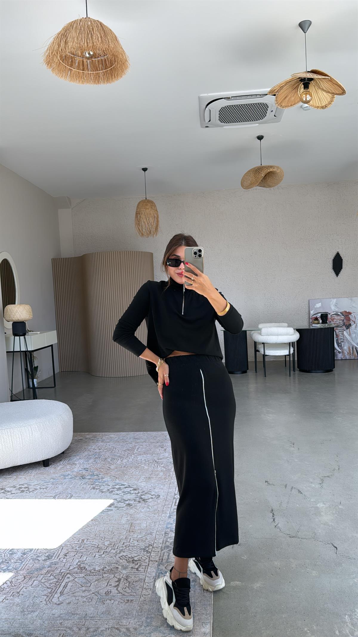 Fermuar Detaylı Triko Etekli Takım