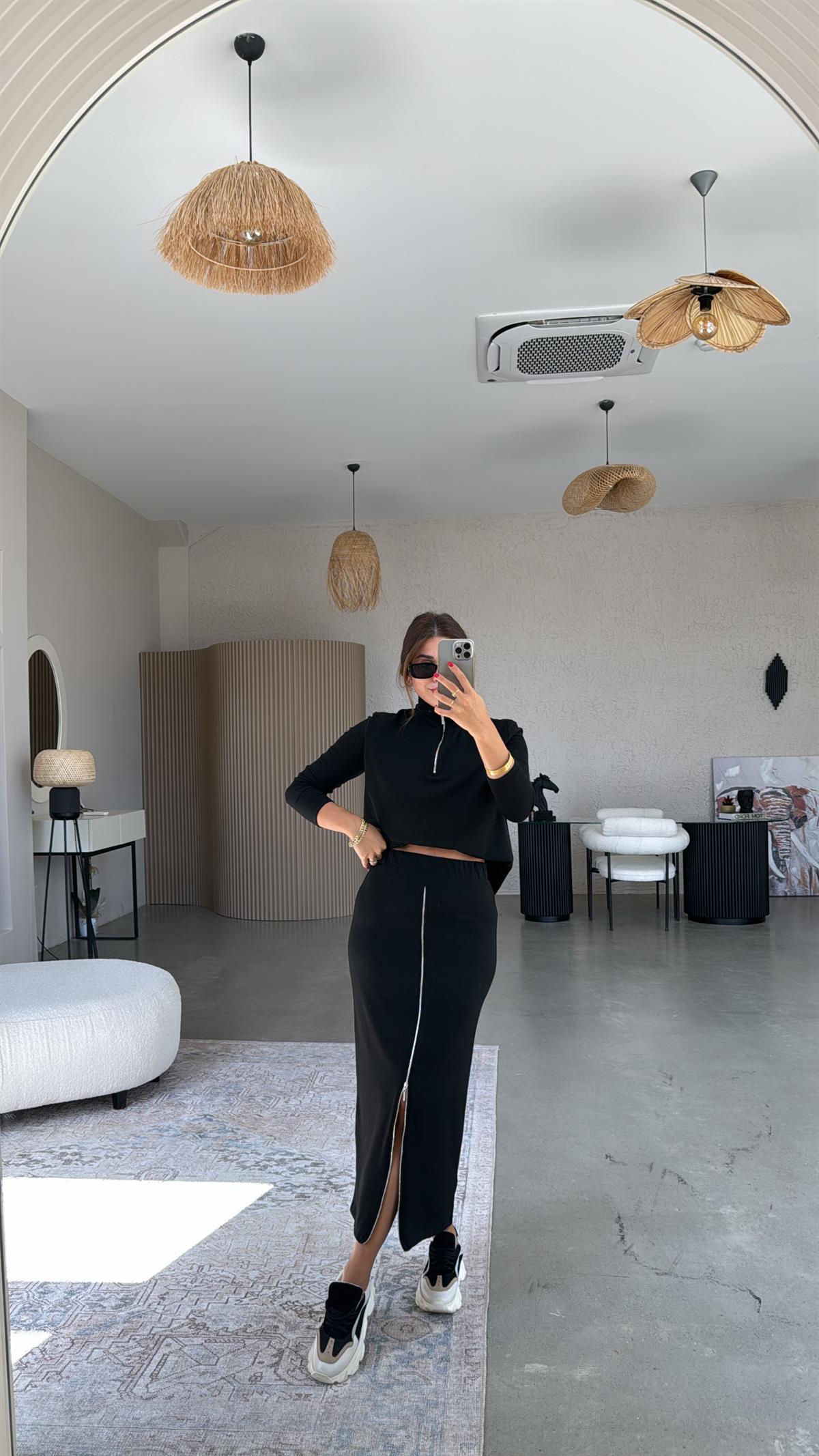 Fermuar Detaylı Triko Etekli Takım