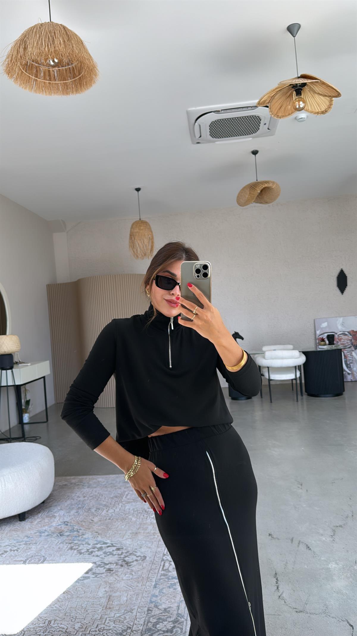 Fermuar Detaylı Triko Etekli Takım