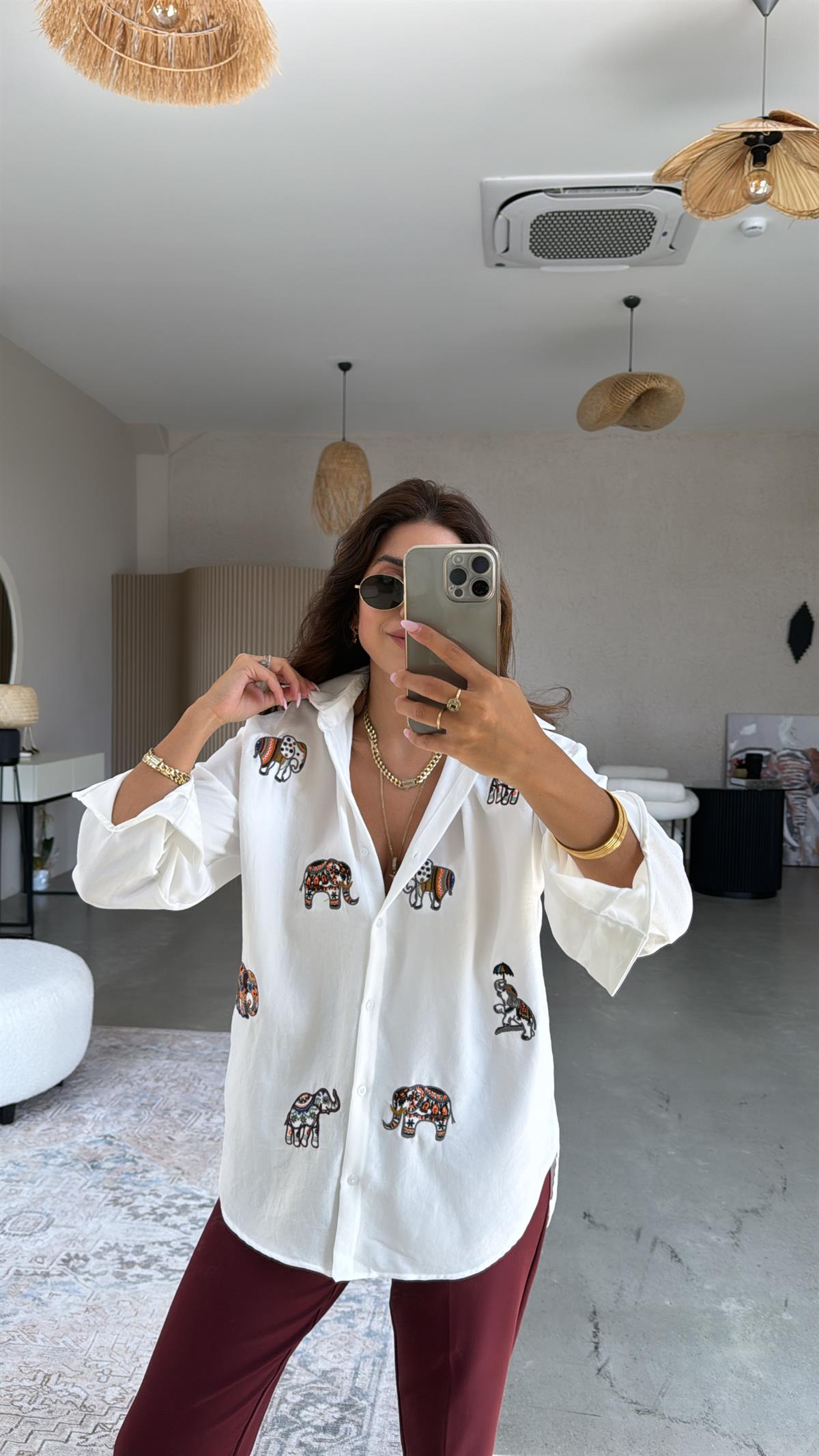 Fil Nakışlı Gömlek