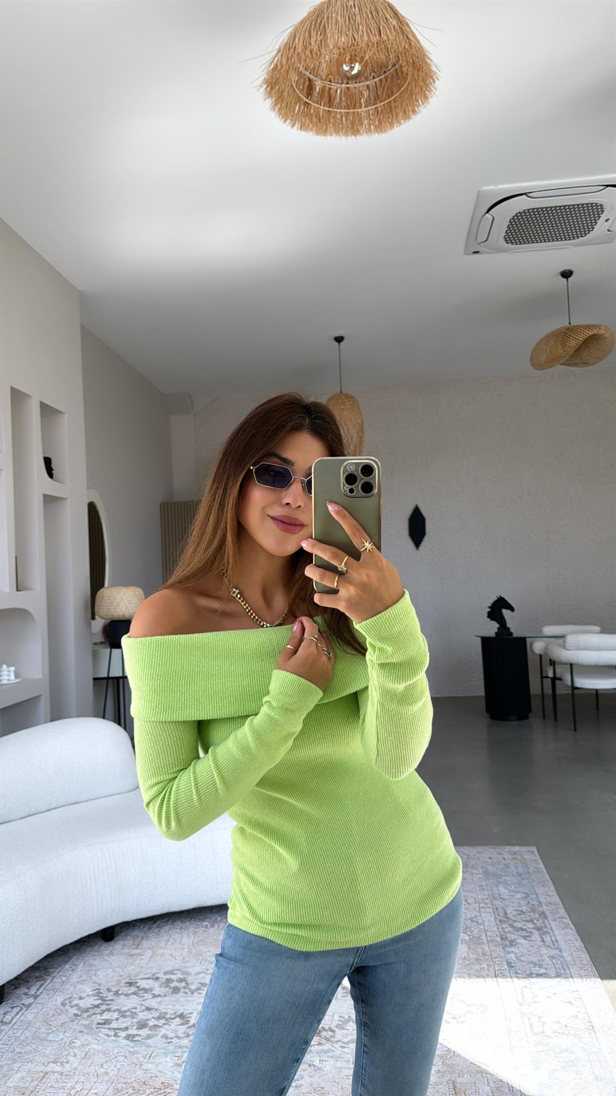 Fıstık Yeşili Madonna Bluz