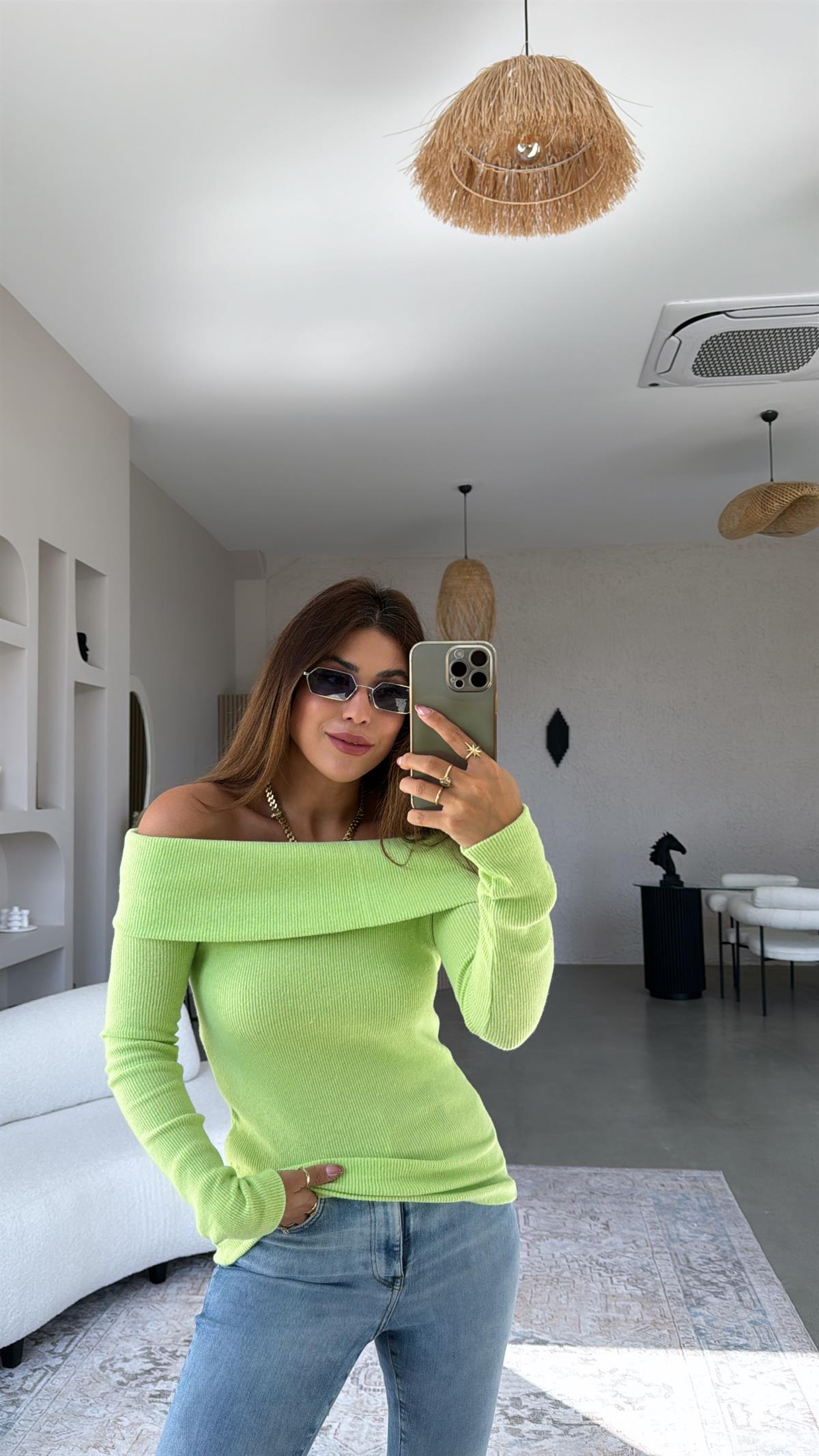 Fıstık Yeşili Madonna Bluz