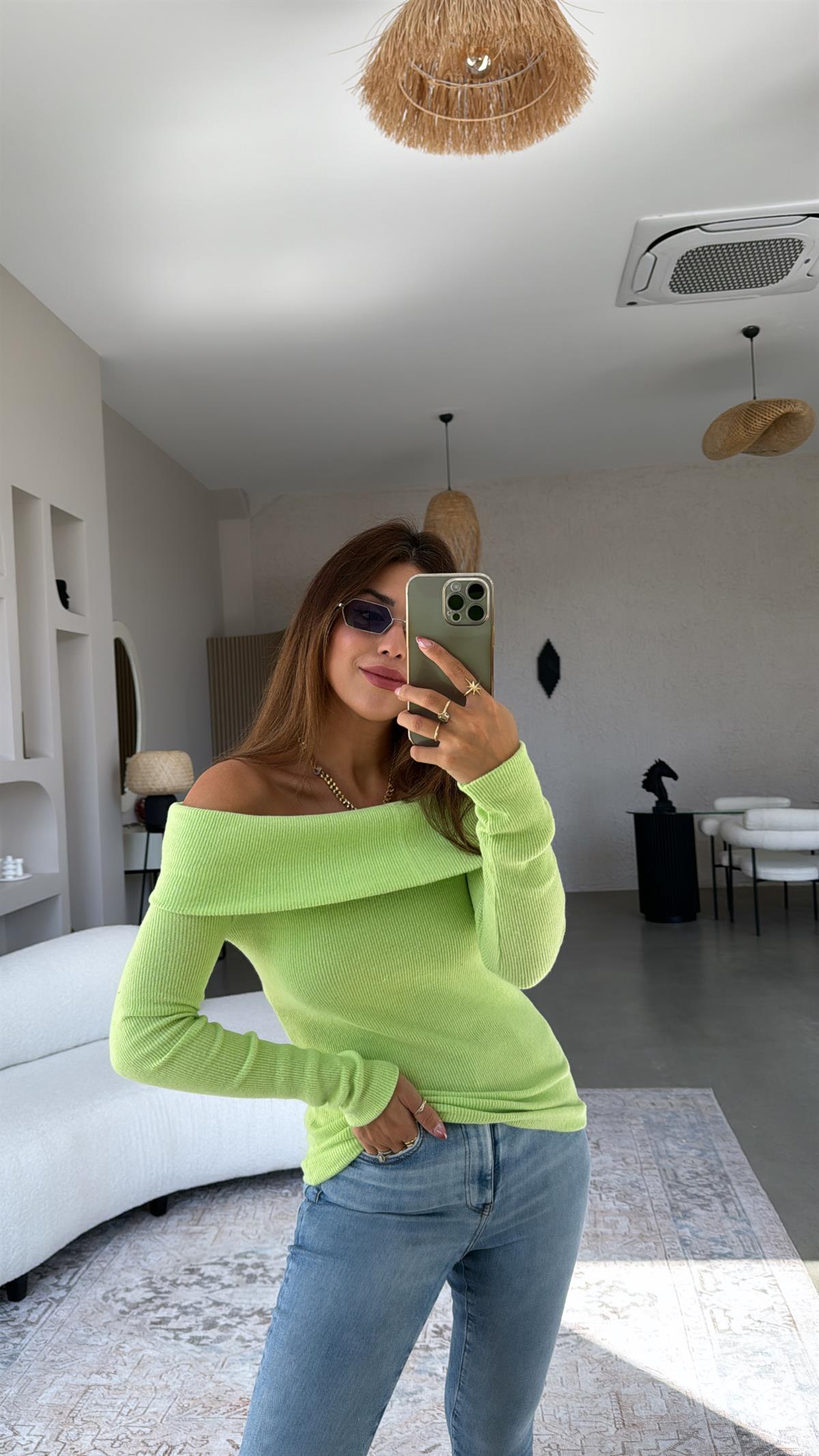 Fıstık Yeşili Madonna Bluz