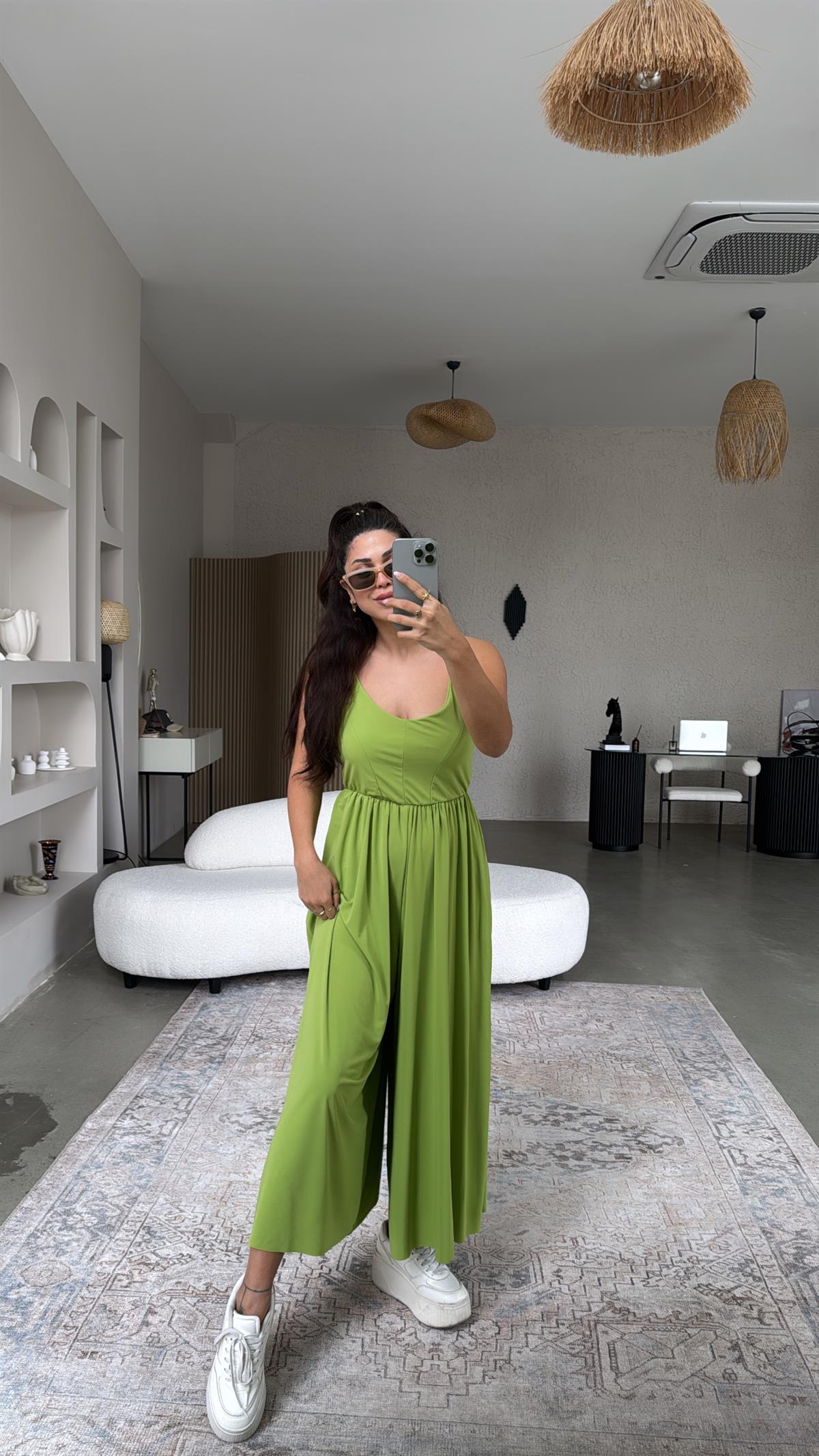 Fıstık Yeşili Sırtı Çapraz Askılı Buzzy Tulum