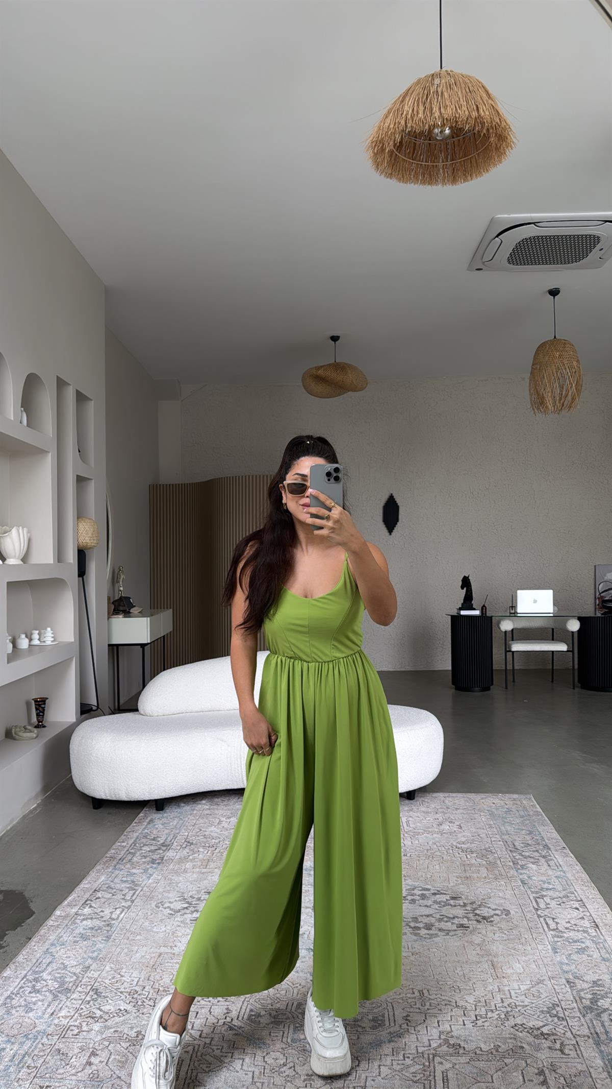 Fıstık Yeşili Sırtı Çapraz Askılı Buzzy Tulum