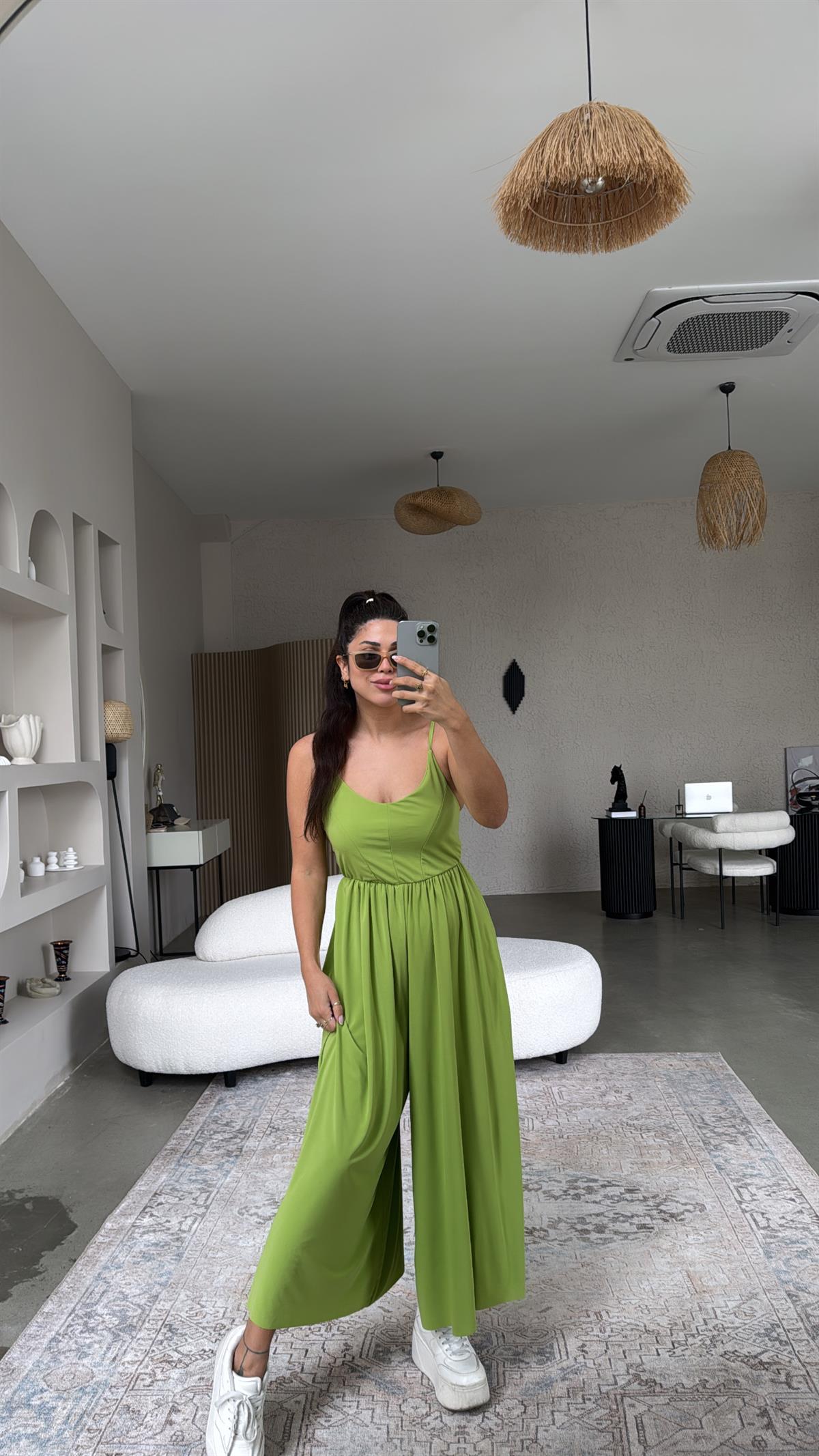 Fıstık Yeşili Sırtı Çapraz Askılı Buzzy Tulum