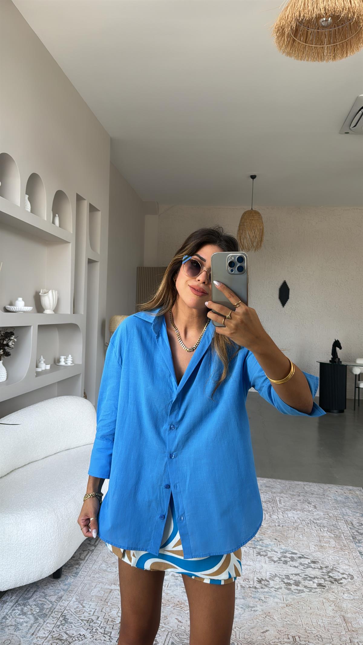 Geniş Manşetli Keten Mavi Gömlek