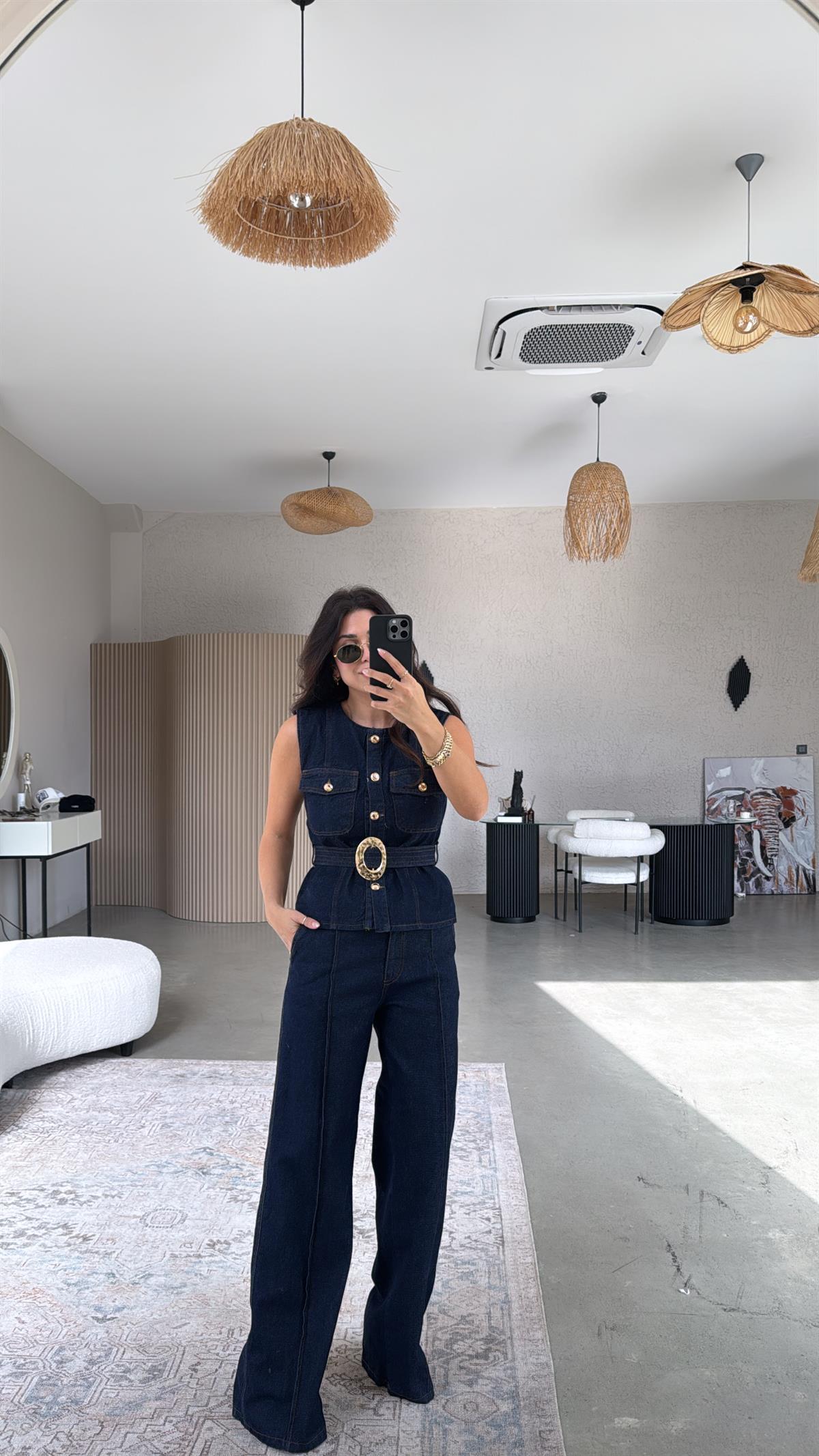 Gold Detaylı Jean Pantolon Yelek Takım