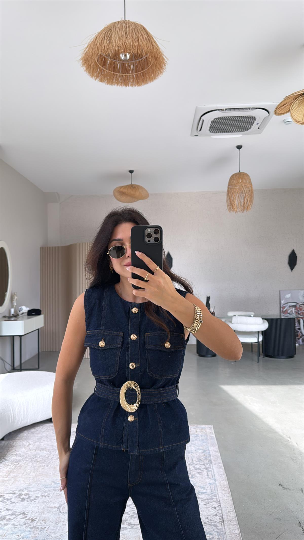 Gold Detaylı Jean Pantolon Yelek Takım