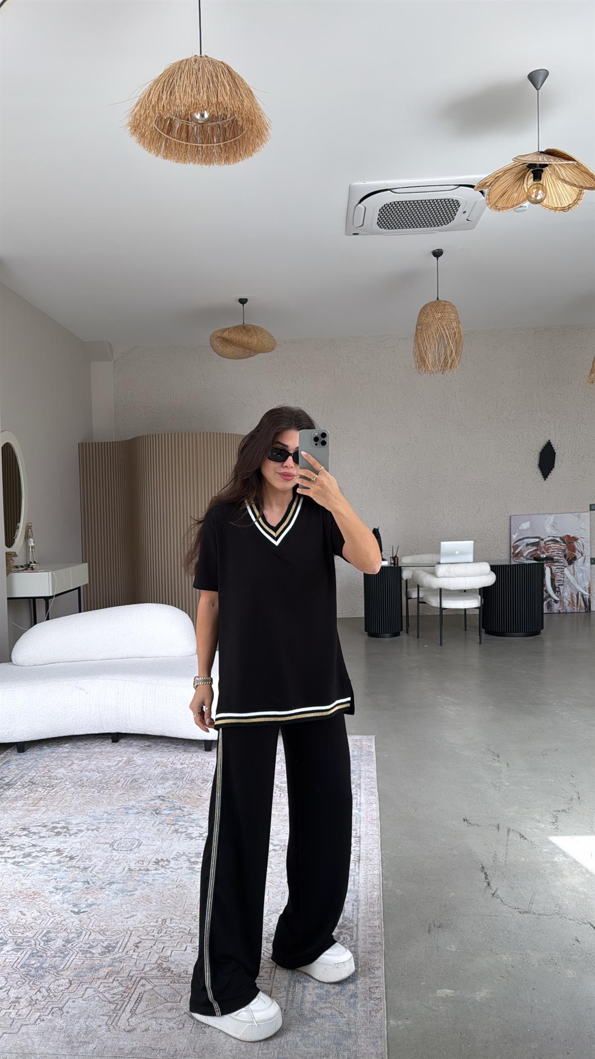 Gold Simli Şeritli Takım