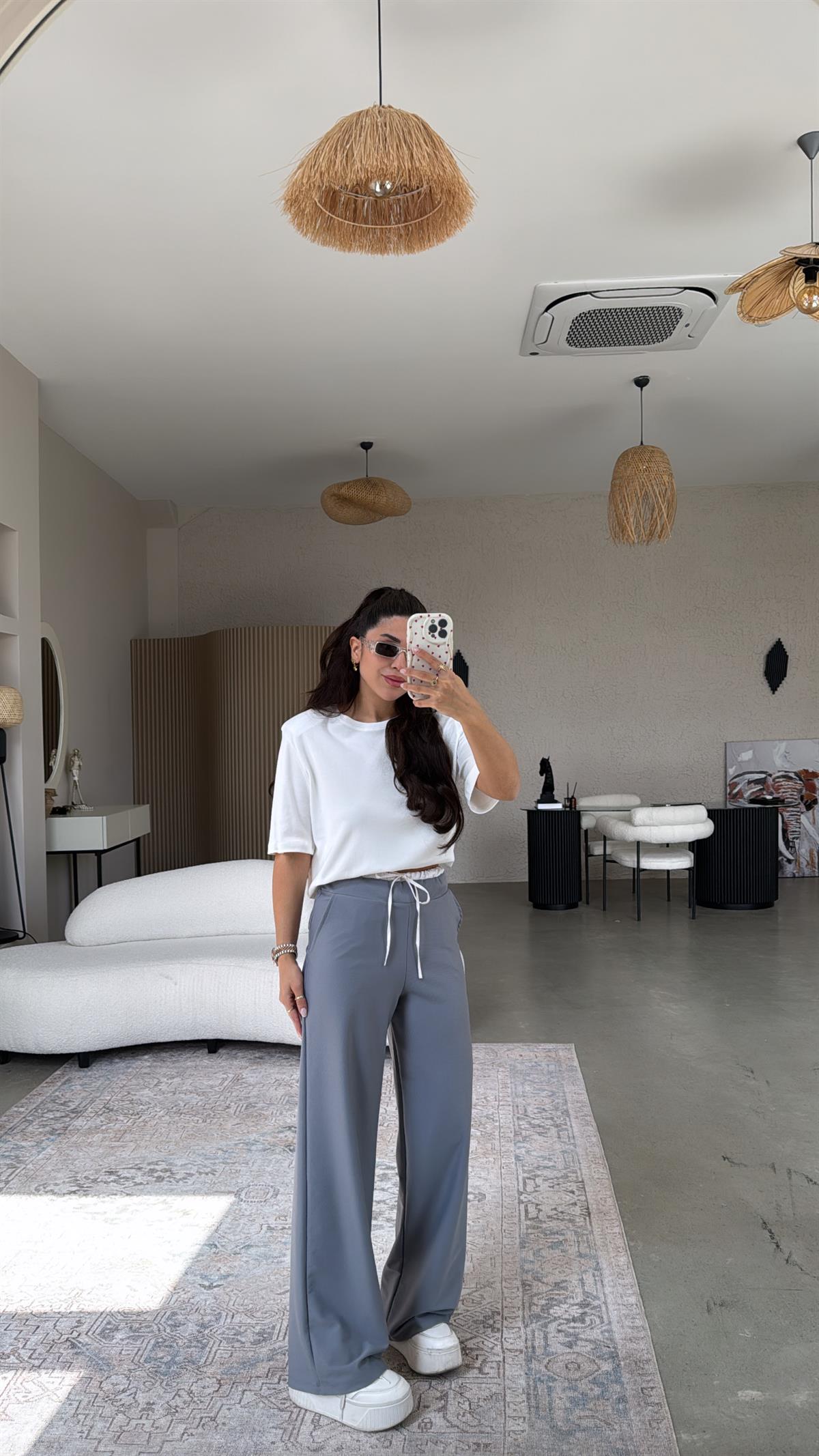 Gri Bel Detay Kumaş Pantolon