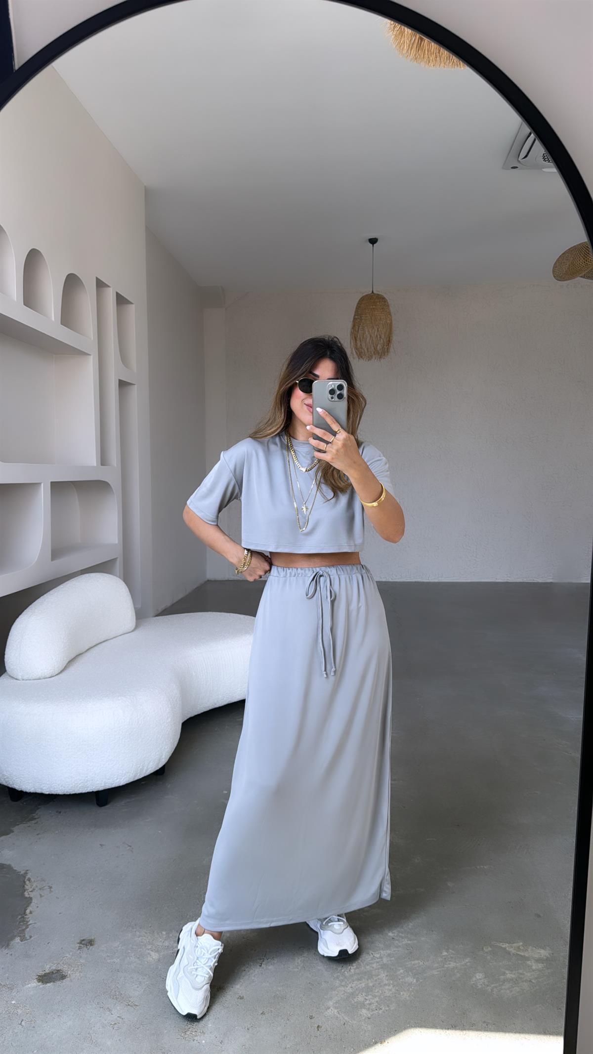 Gri Crop Tshirt Etek Takım