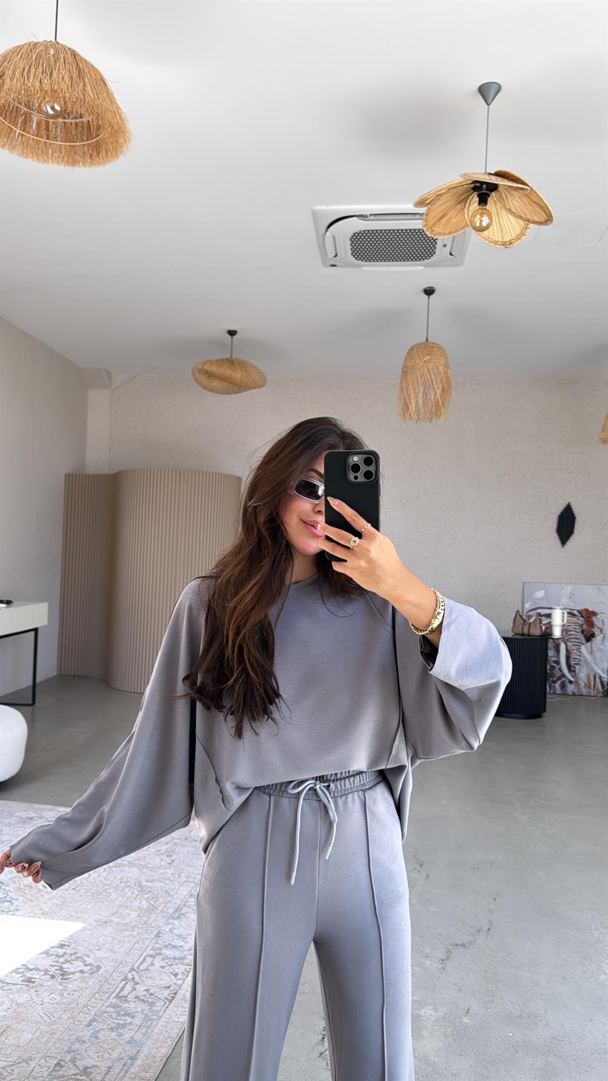 Gri Dikiş Detay Modal Takım