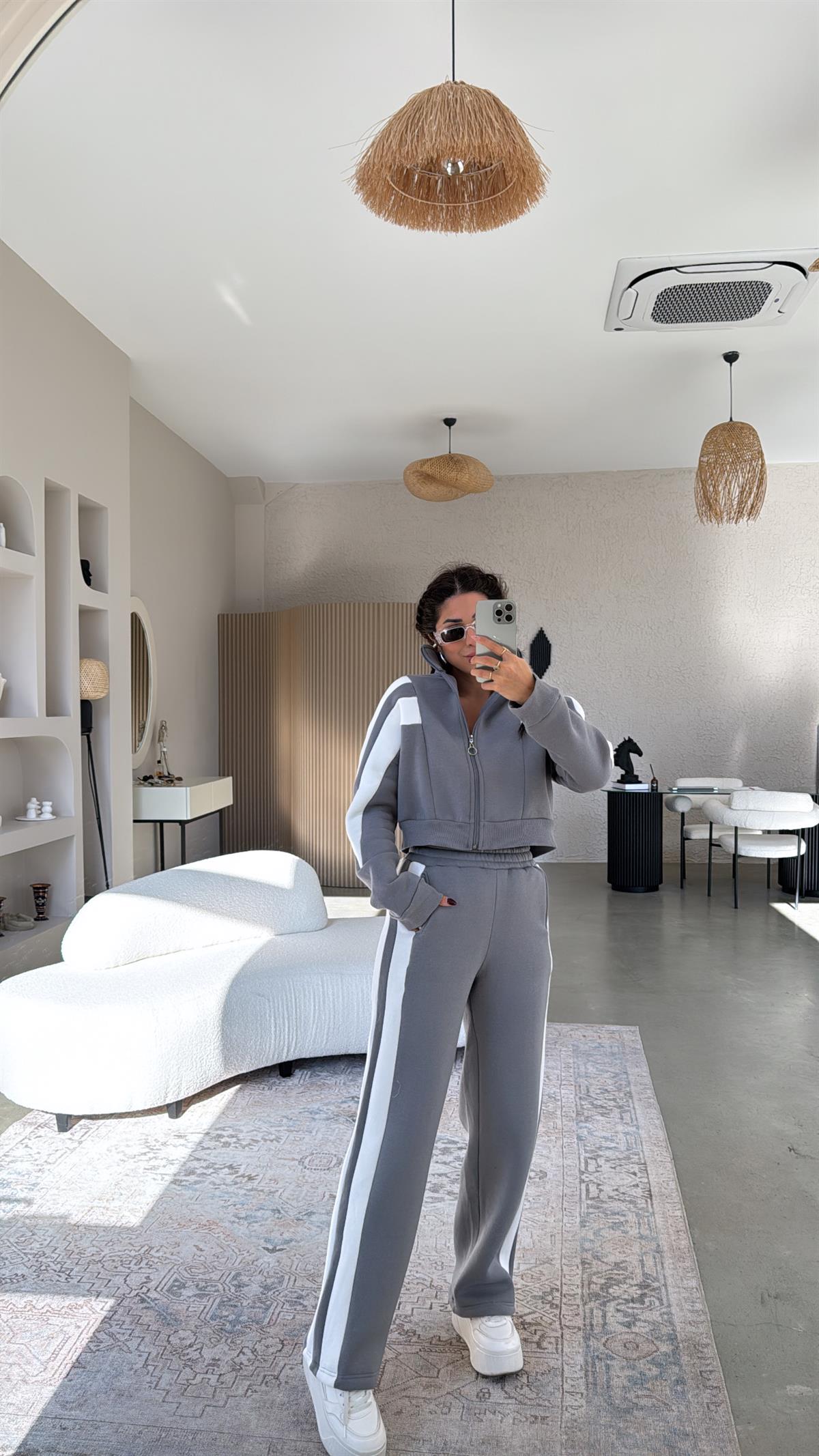 Gri Garnili Üç İplik Takım