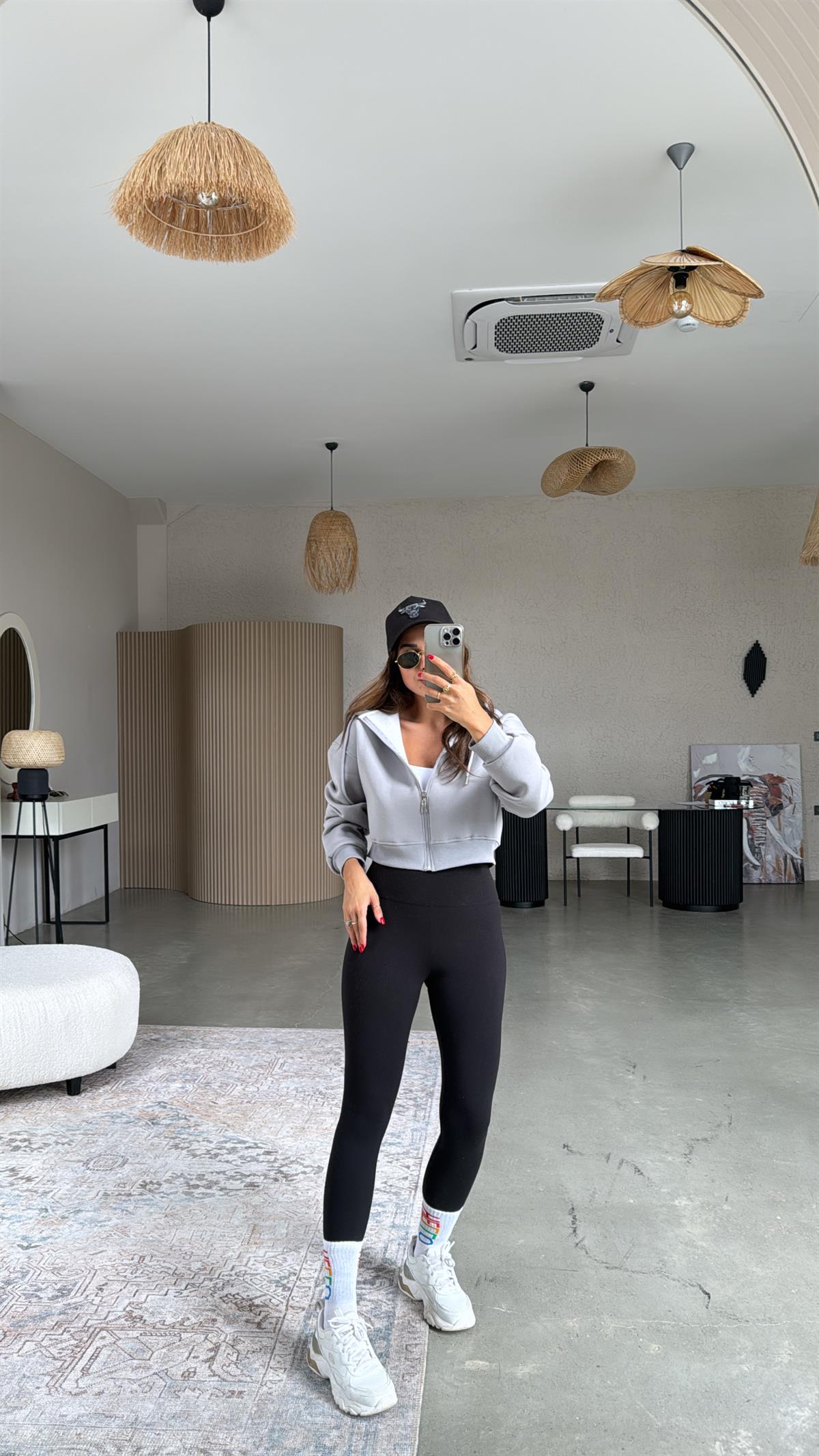 Gri Kısa Fermuarlı Şardonlu Ceket