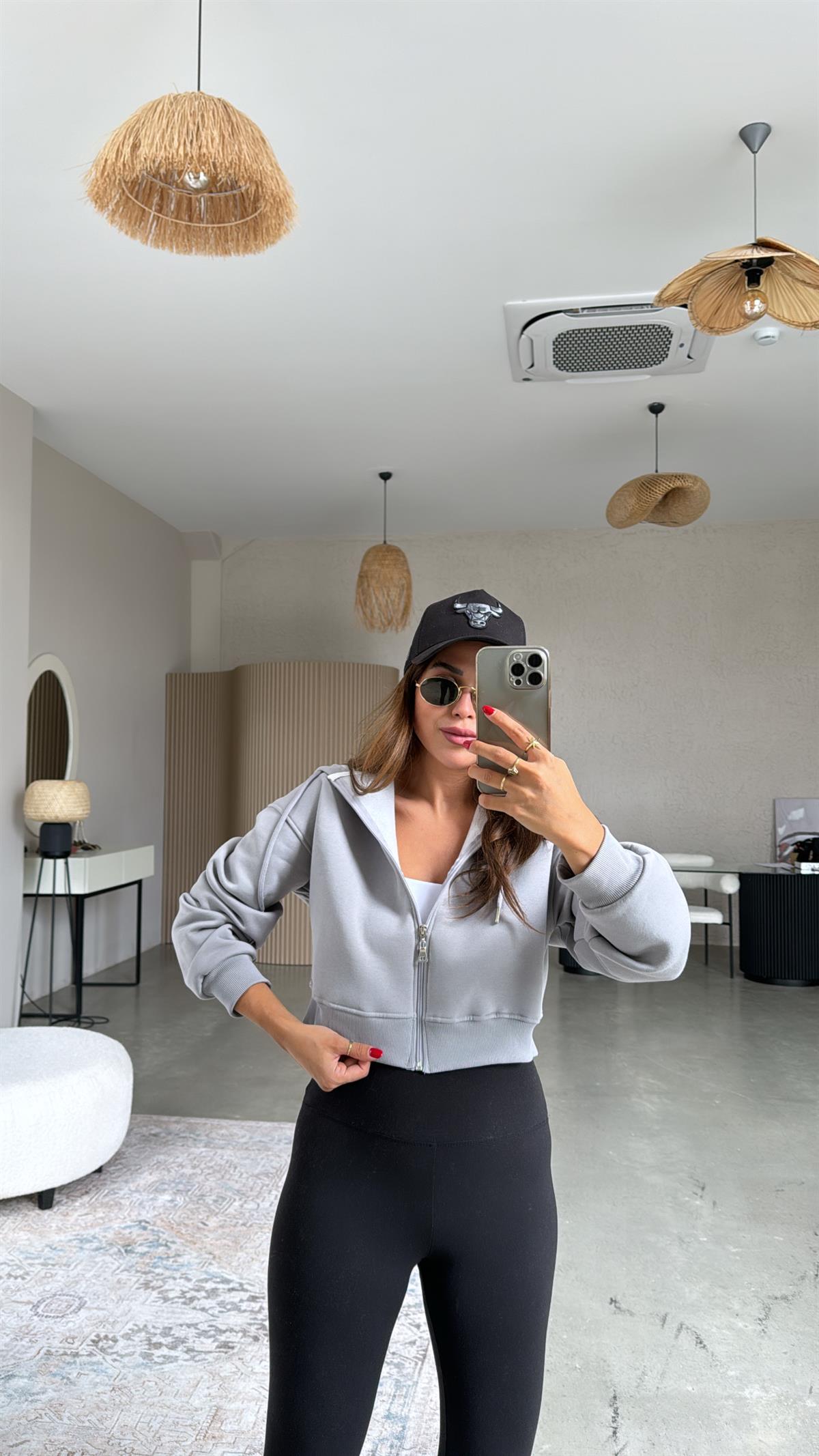 Gri Kısa Fermuarlı Şardonlu Ceket