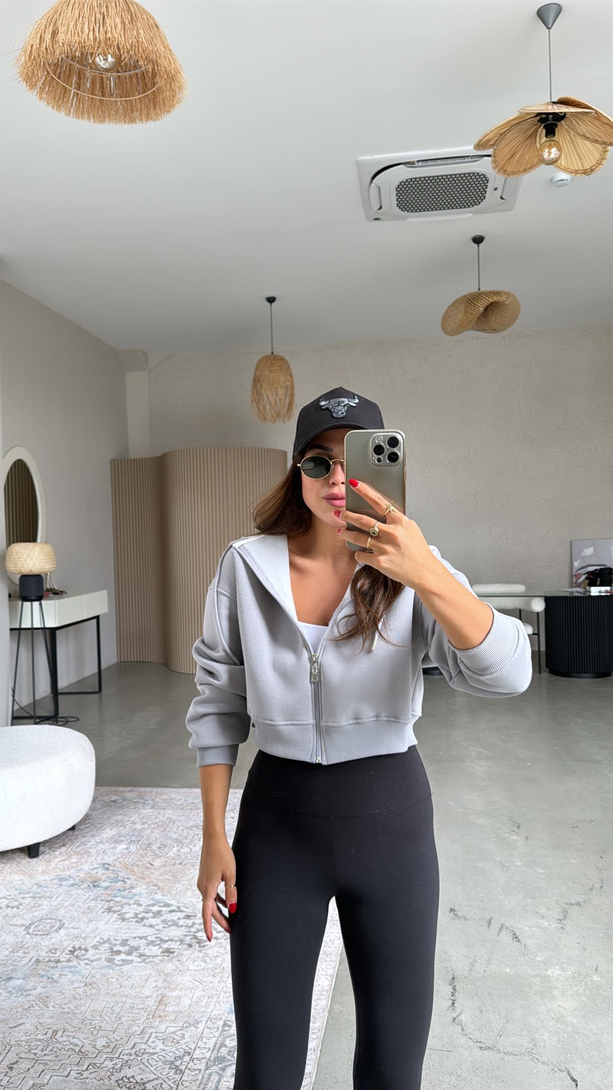 Gri Kısa Fermuarlı Şardonlu Ceket