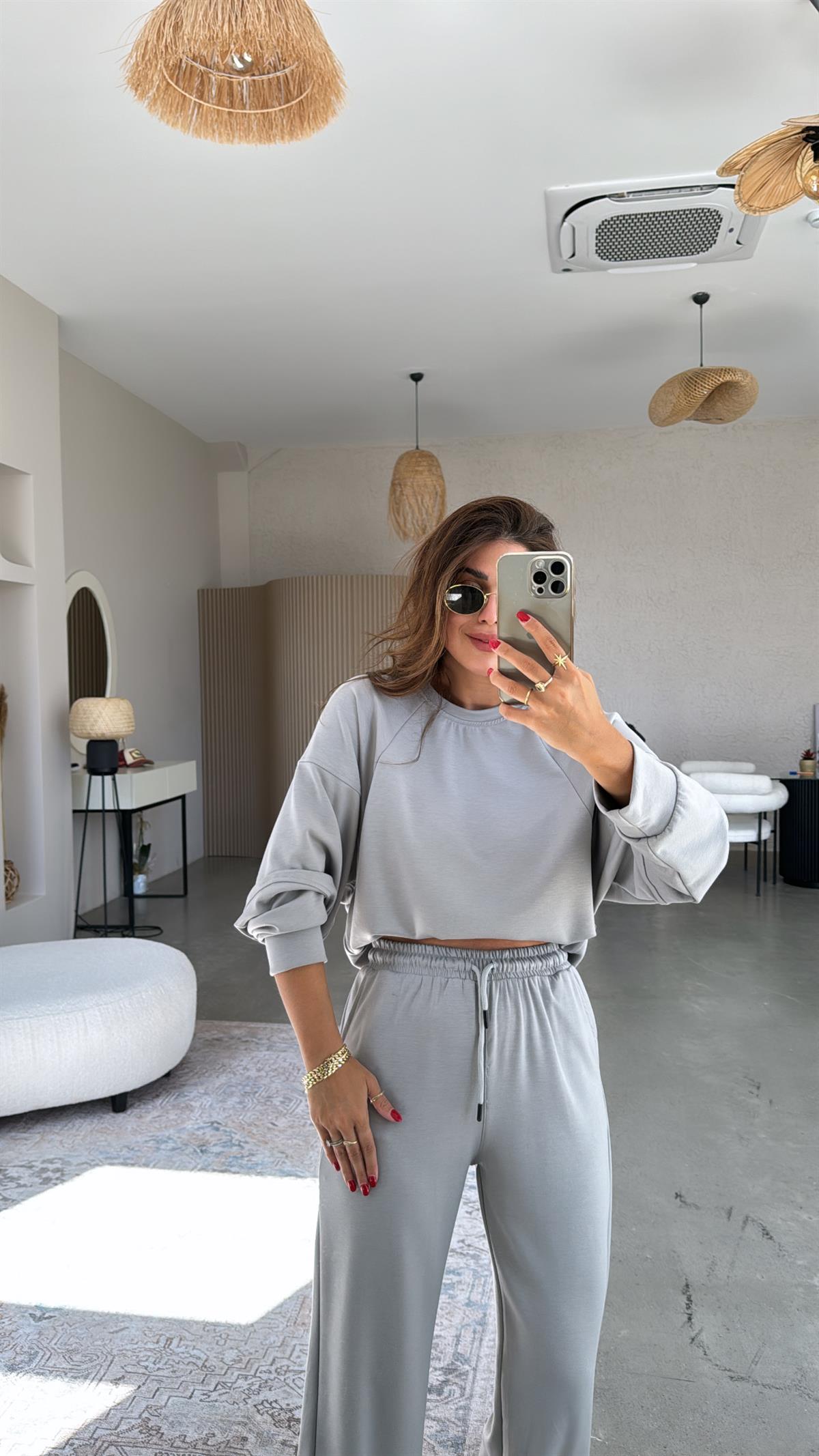 Gri Oys Kumaş Paça Lastikli Takım