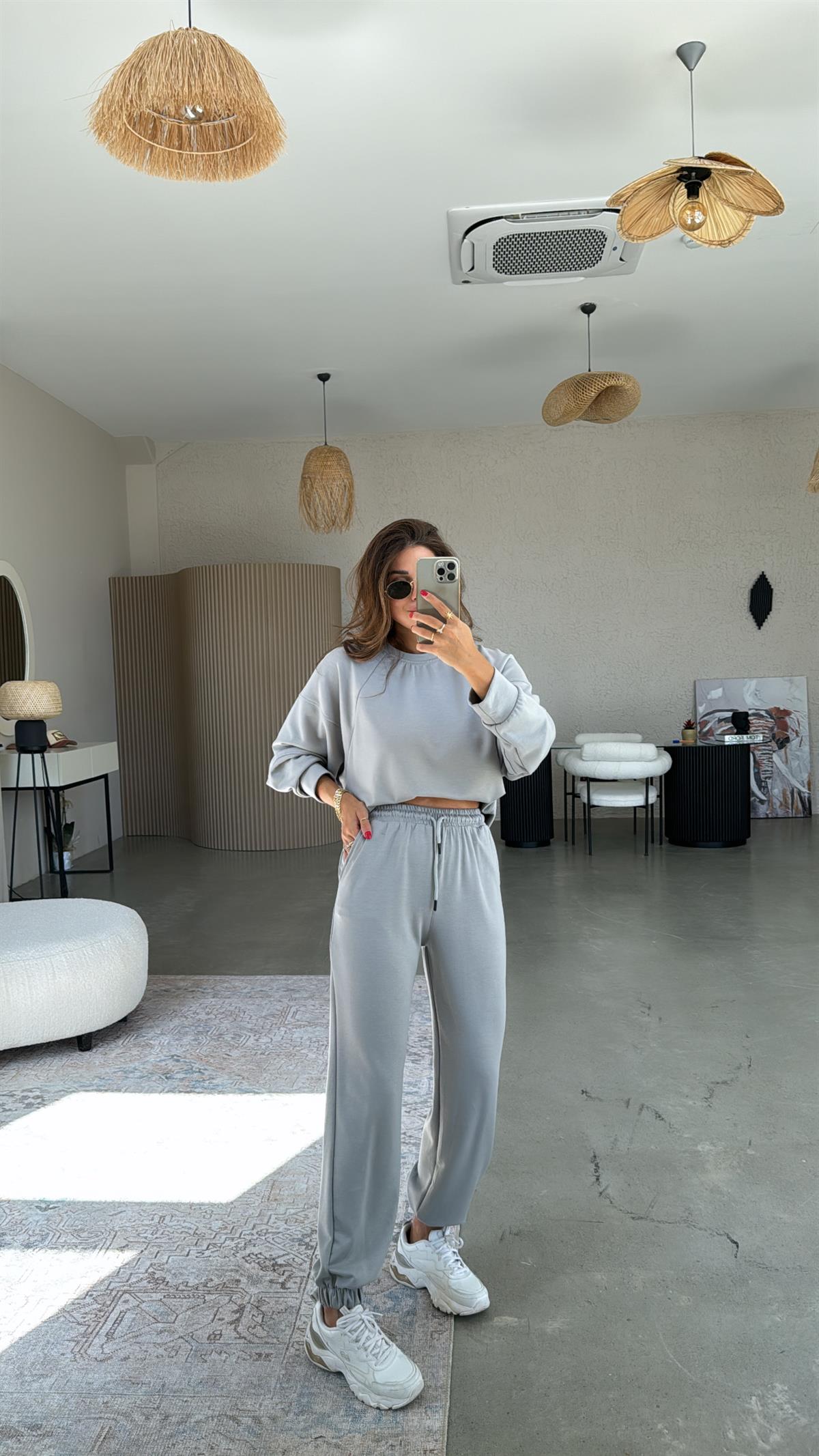 Gri Oys Kumaş Paça Lastikli Takım