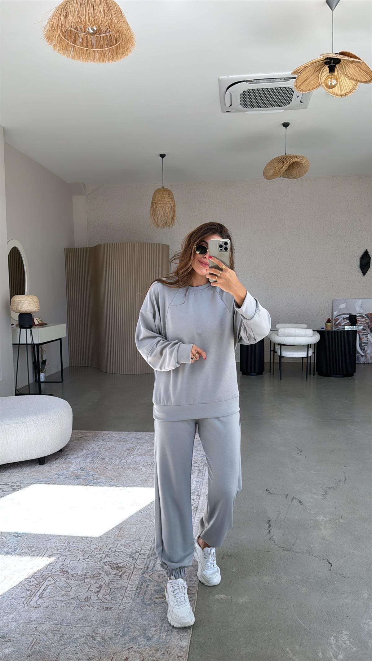 Gri Oys Kumaş Paça Lastikli Takım