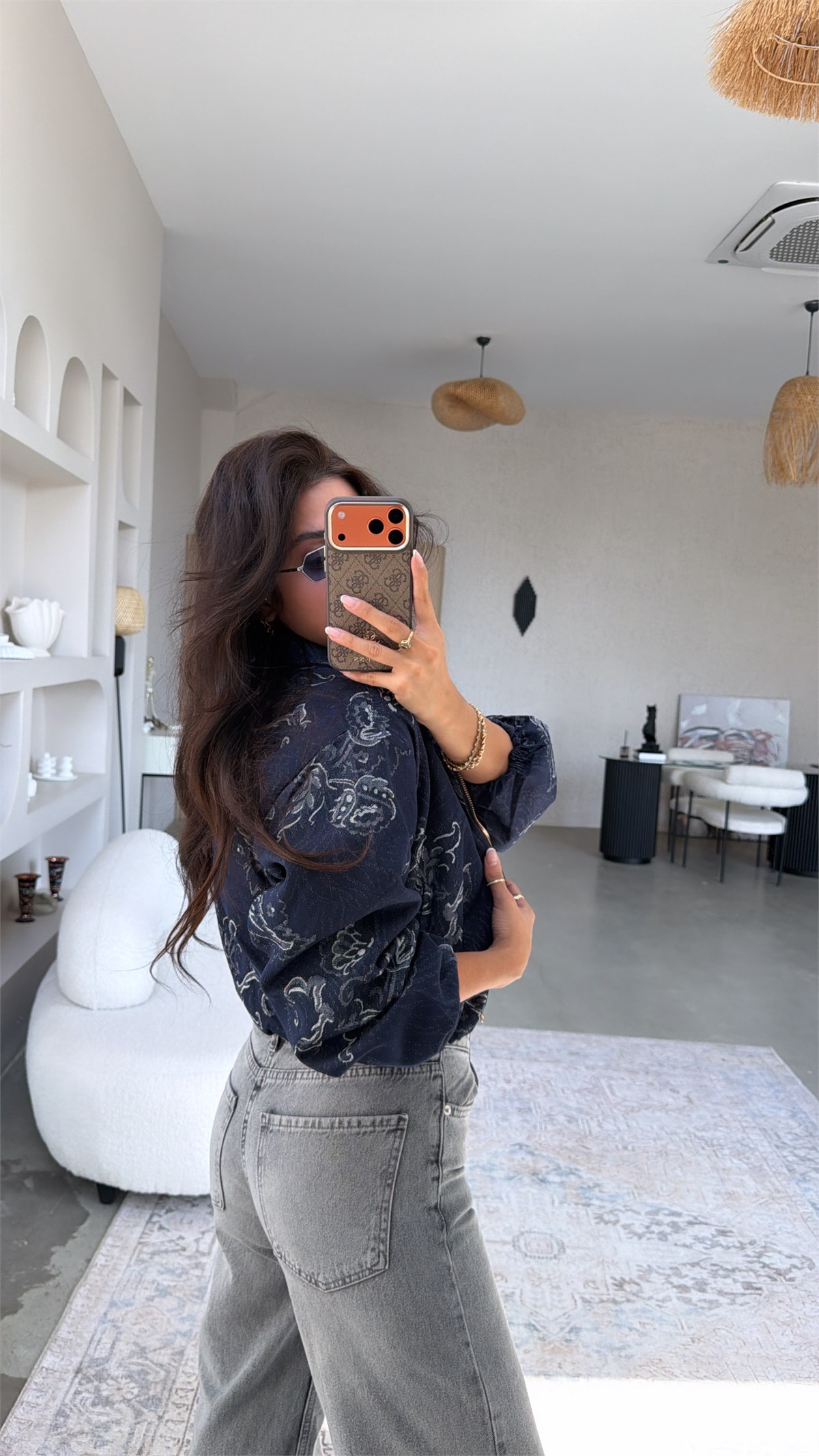 Gri Taşlamalı Orta Bel Straight Jean