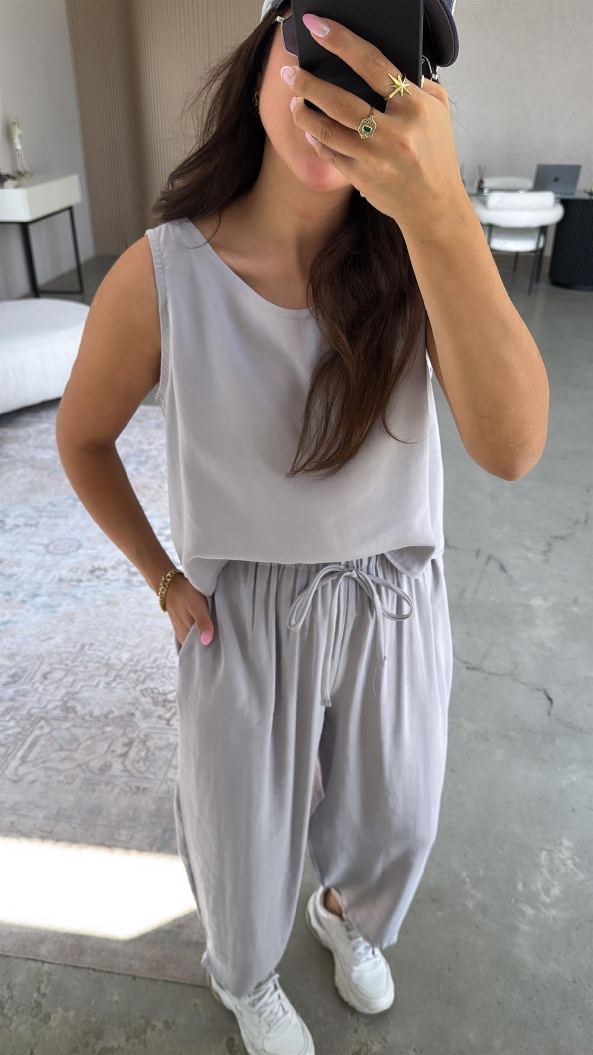 Gri Tensel Cepli Takım