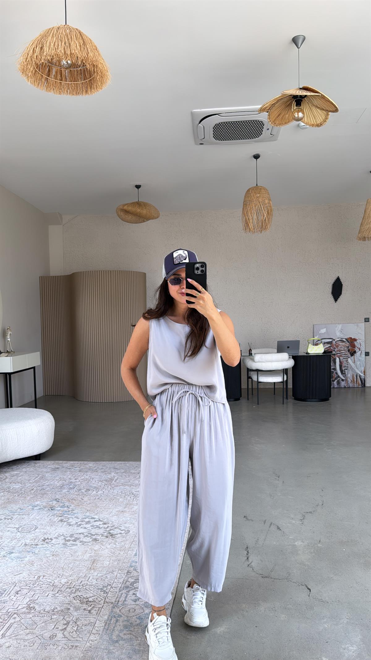 Gri Tensel Cepli Takım