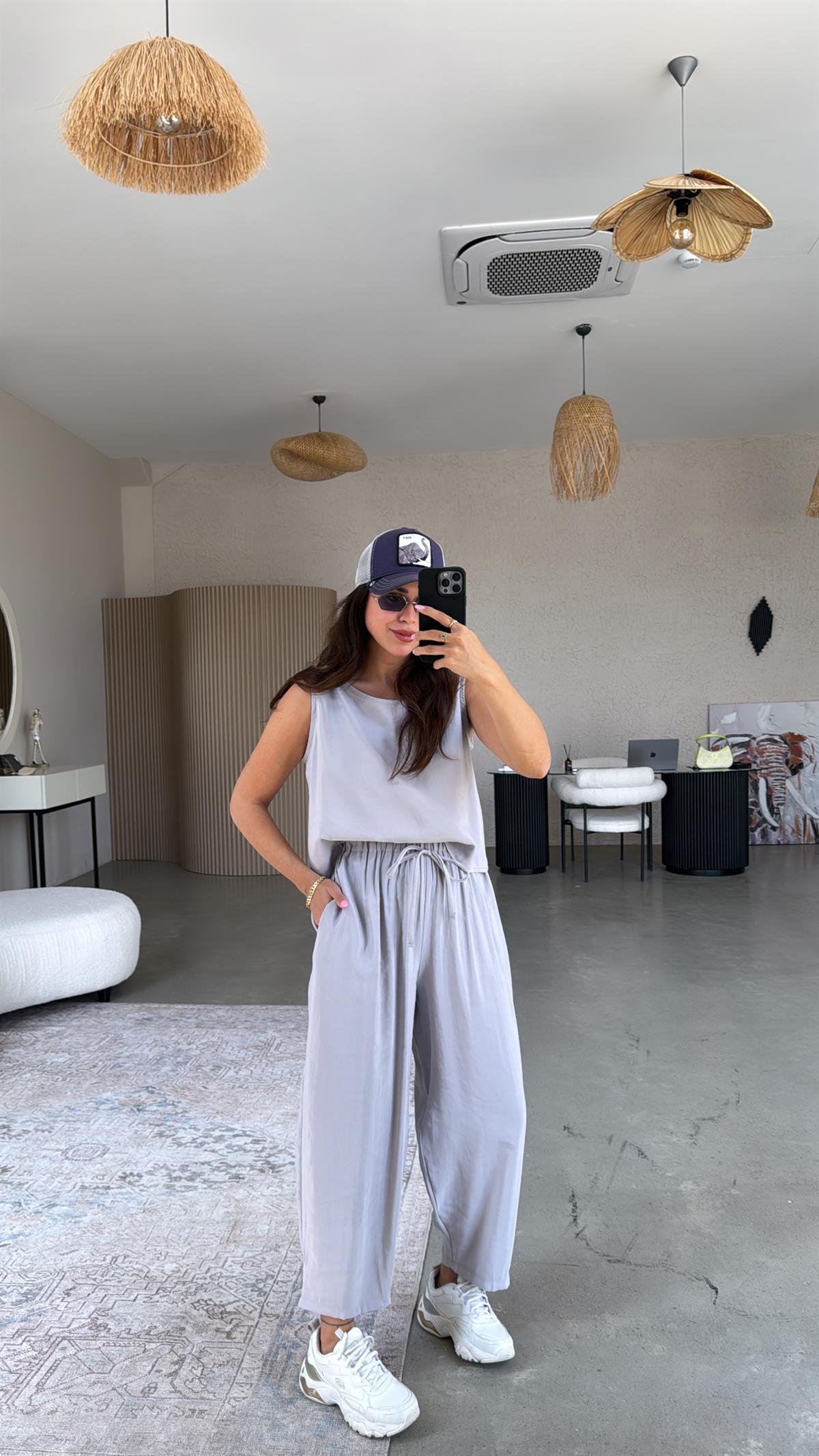 Gri Tensel Cepli Takım