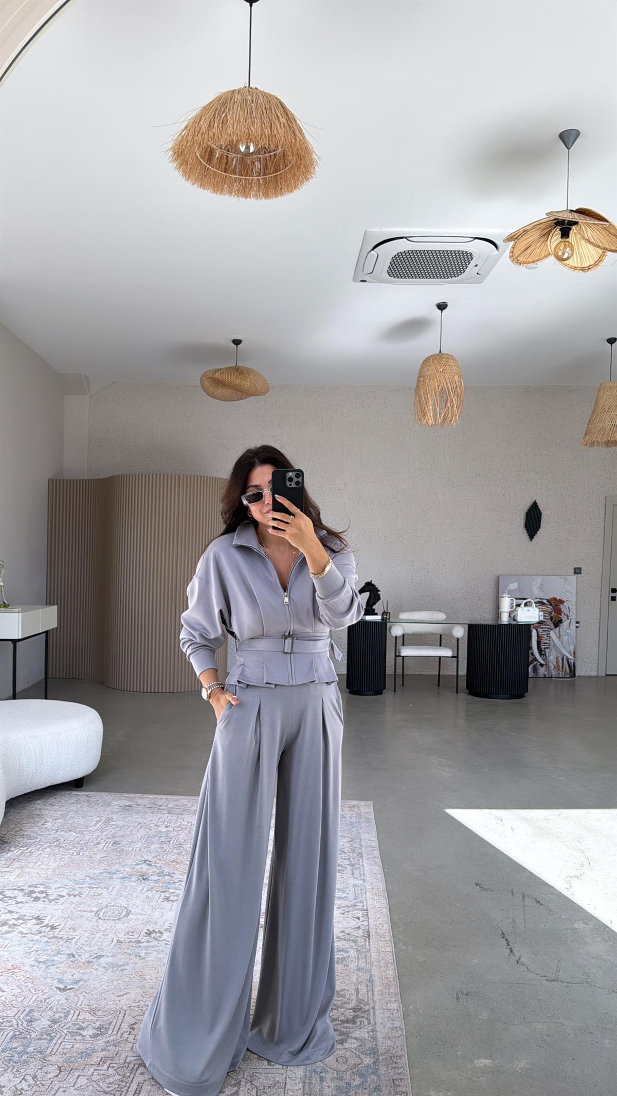 Gri Tokalı Ceketli Pantolon Takım