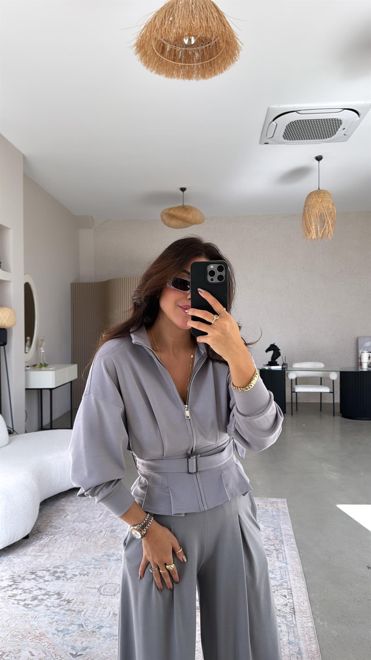 Gri Tokalı Ceketli Pantolon Takım