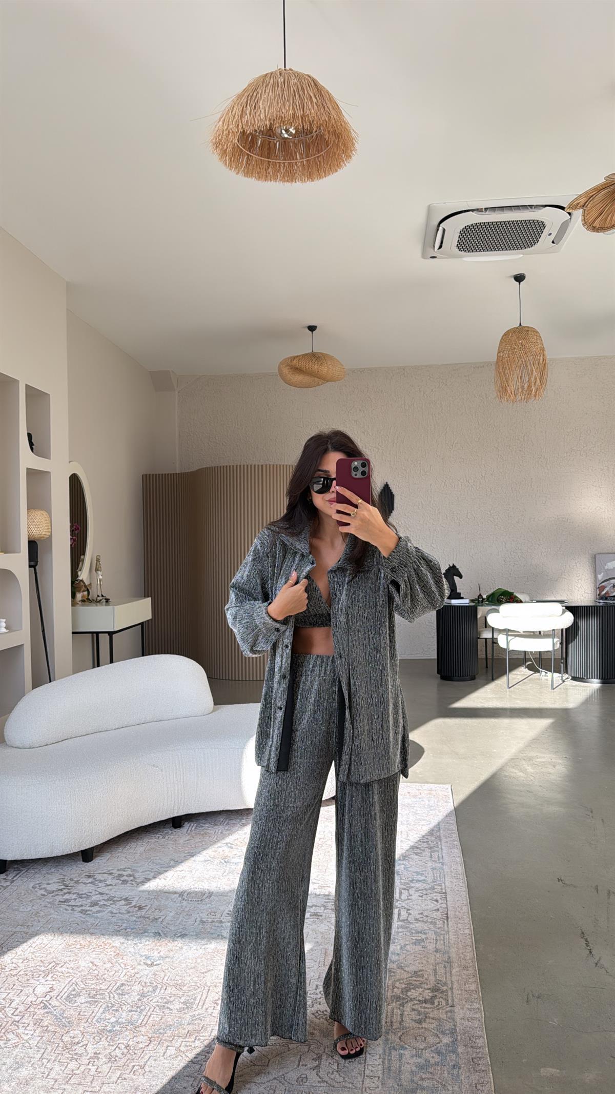 Gri Üçlü Taşlı Takım