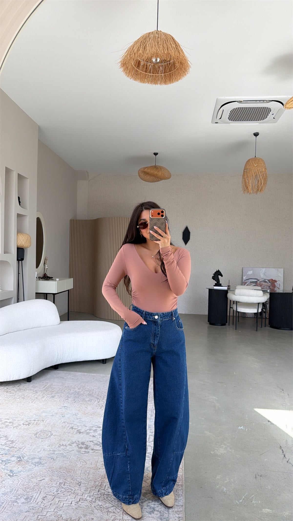 Gülkurusu V Yaka Polyamid Bodysuit