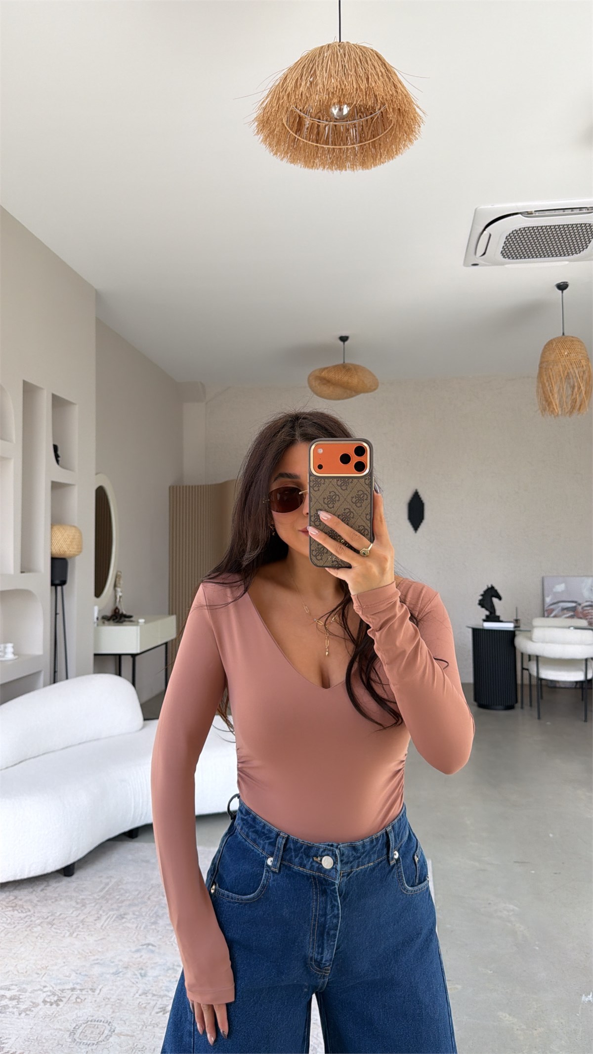 Gülkurusu V Yaka Polyamid Bodysuit