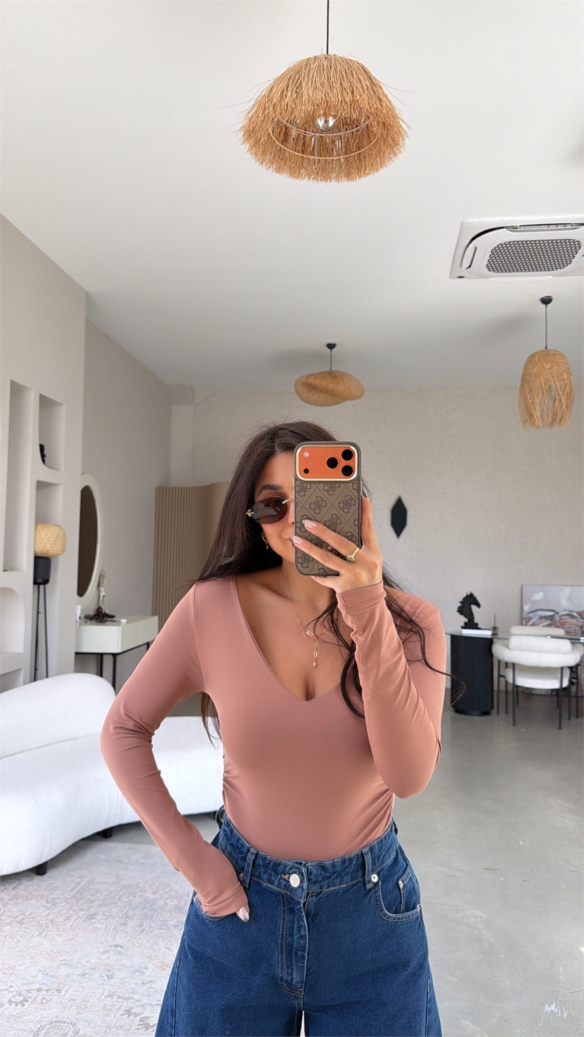 Gülkurusu V Yaka Polyamid Bodysuit
