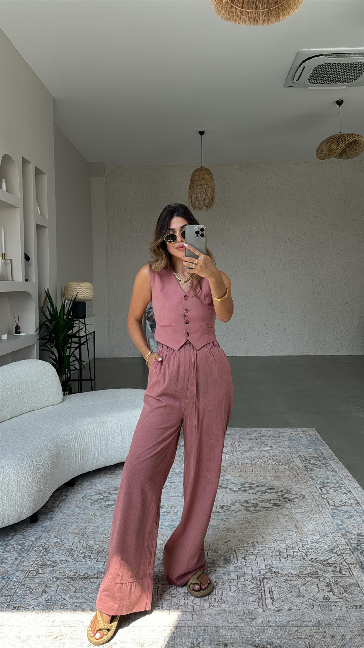 Gülkurusu ZR Yelekli Keten Takım