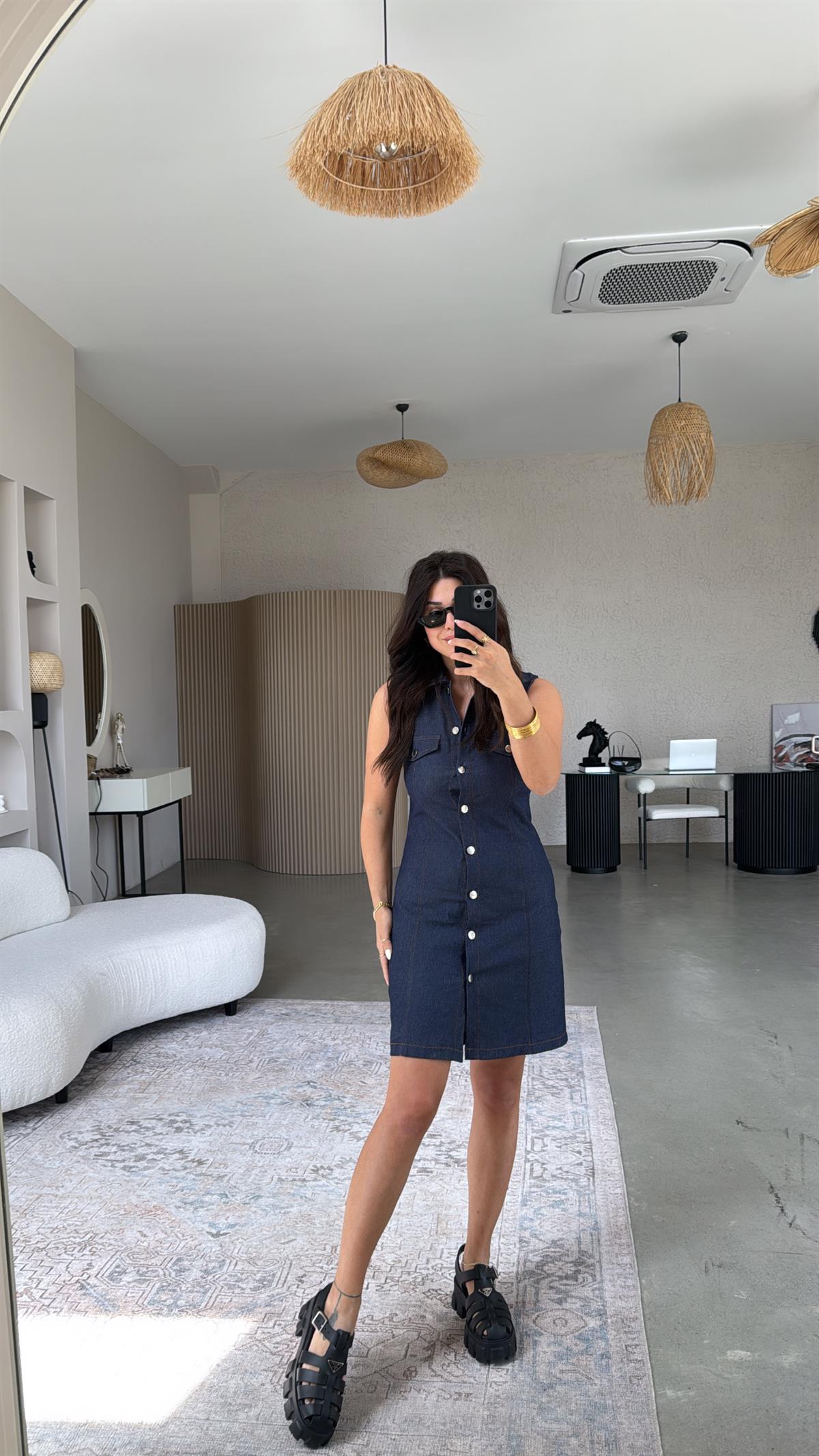 Gümüş Düğmeli Likralı Yakalı Denim Elbise
