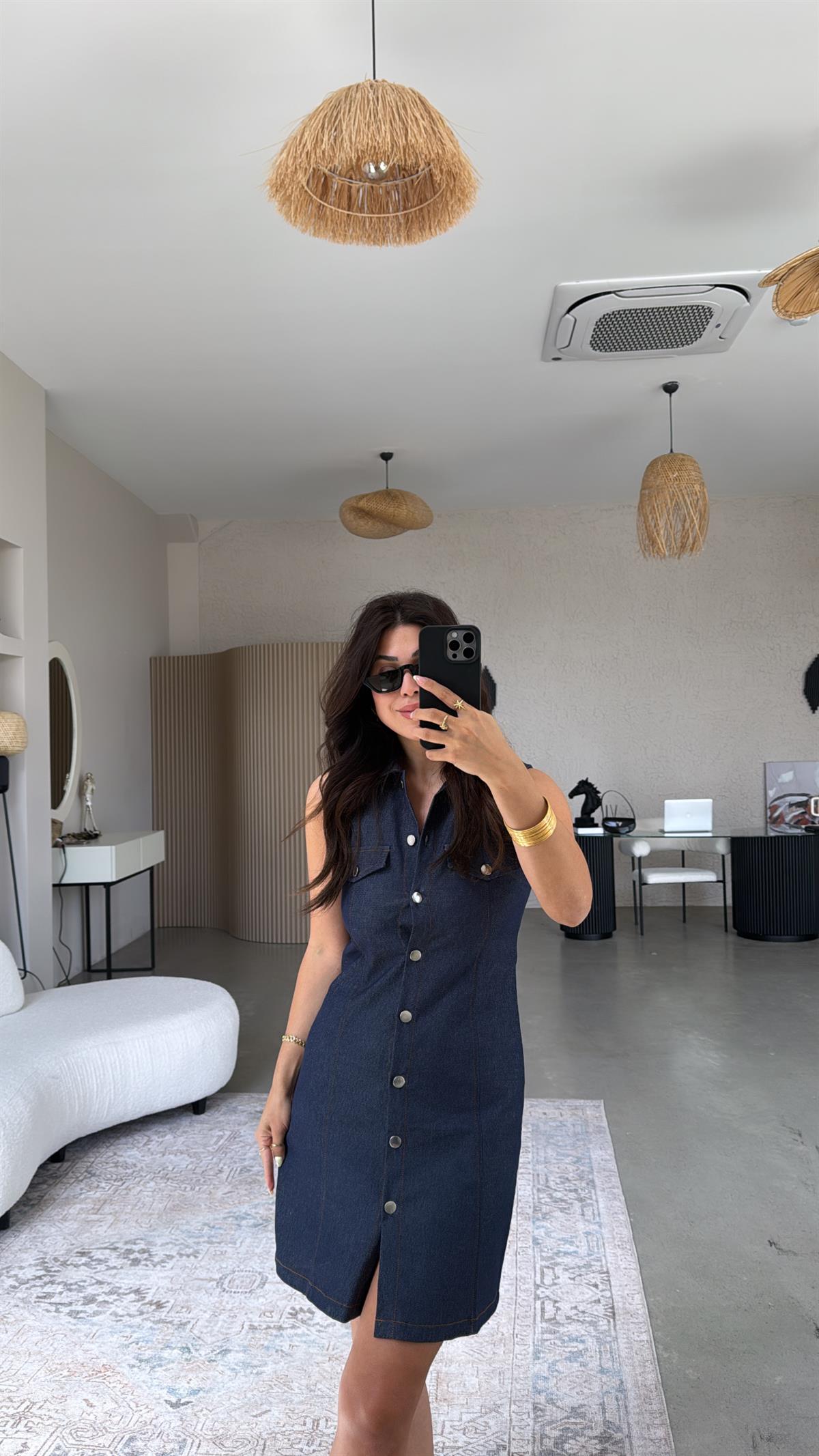 Gümüş Düğmeli Likralı Yakalı Denim Elbise