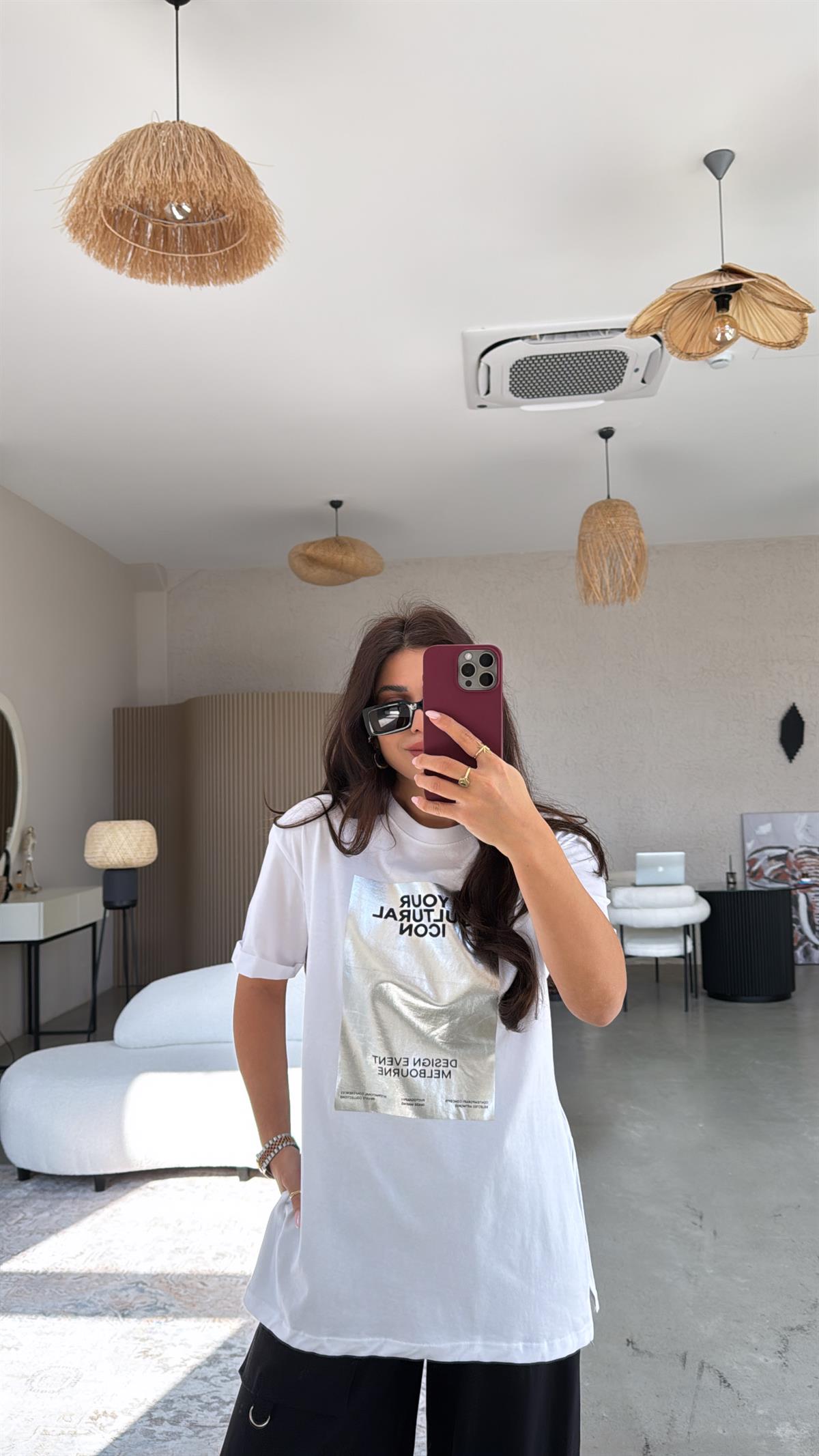 Gümüş Parlak Icon Baskılı Tshirt