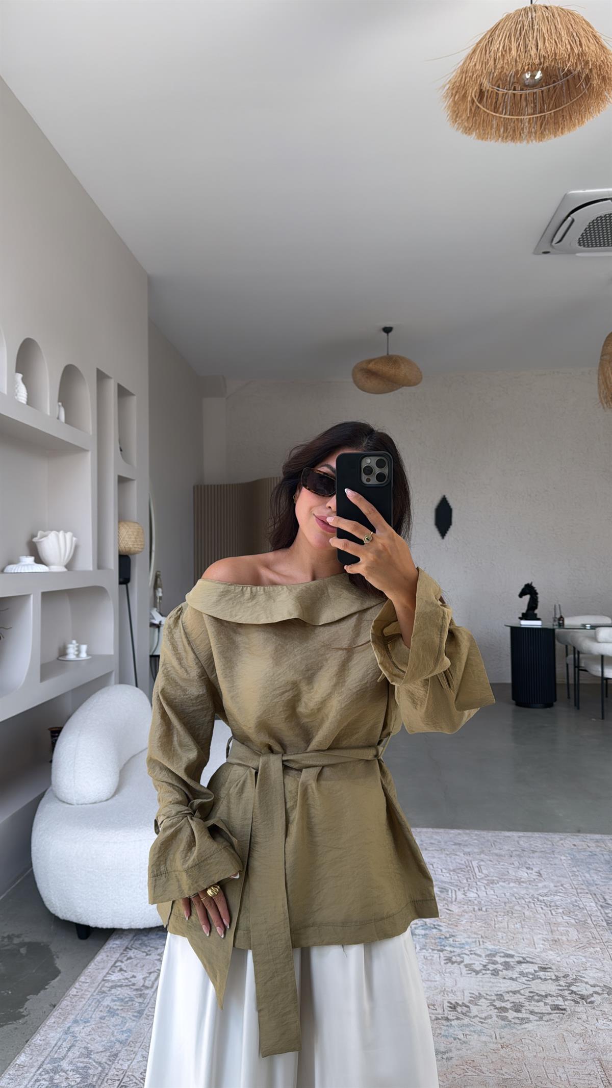 Haki Bağlama Detay Premium Bluz