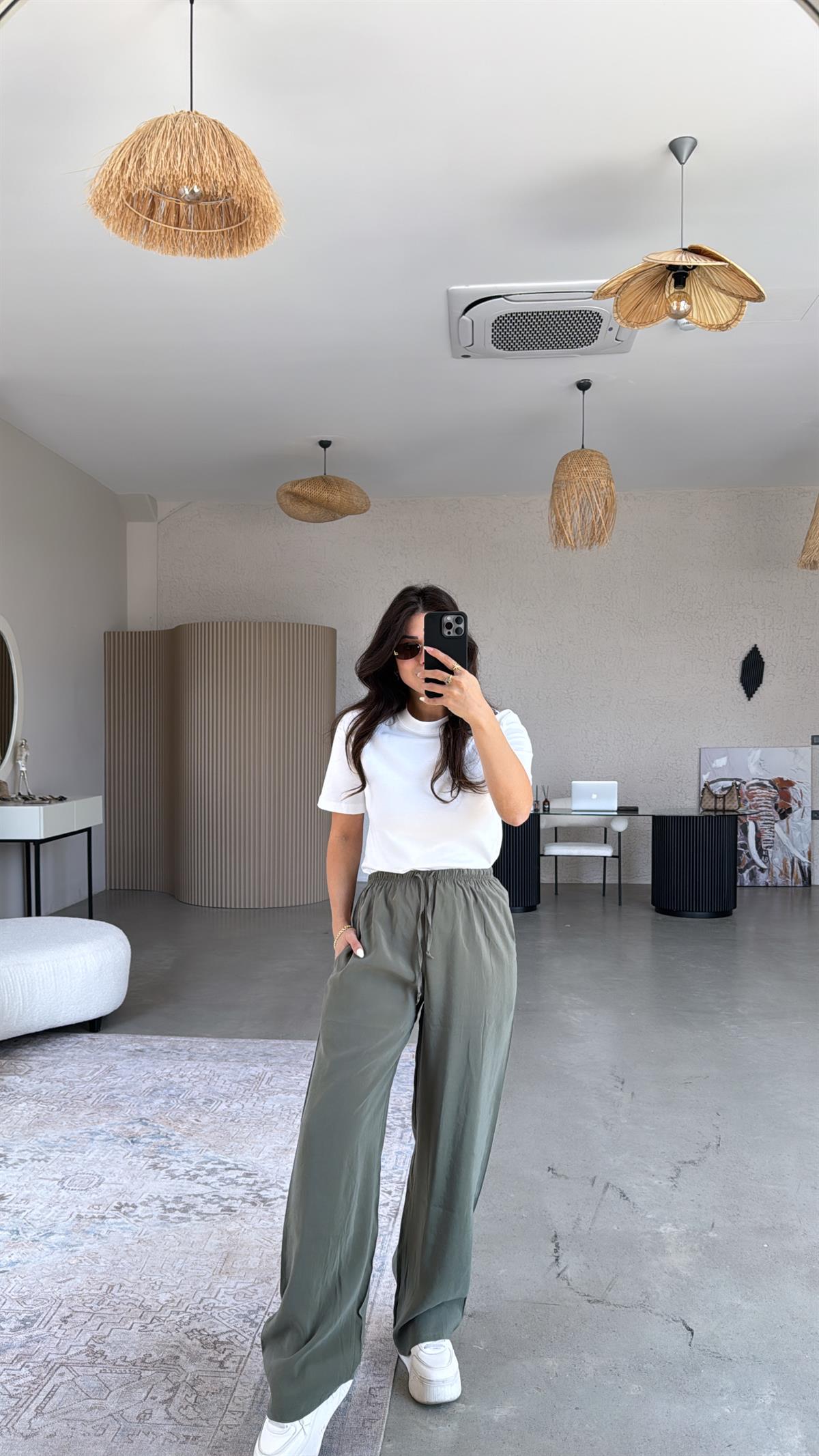 Haki Bol Paça Massi Pantolon