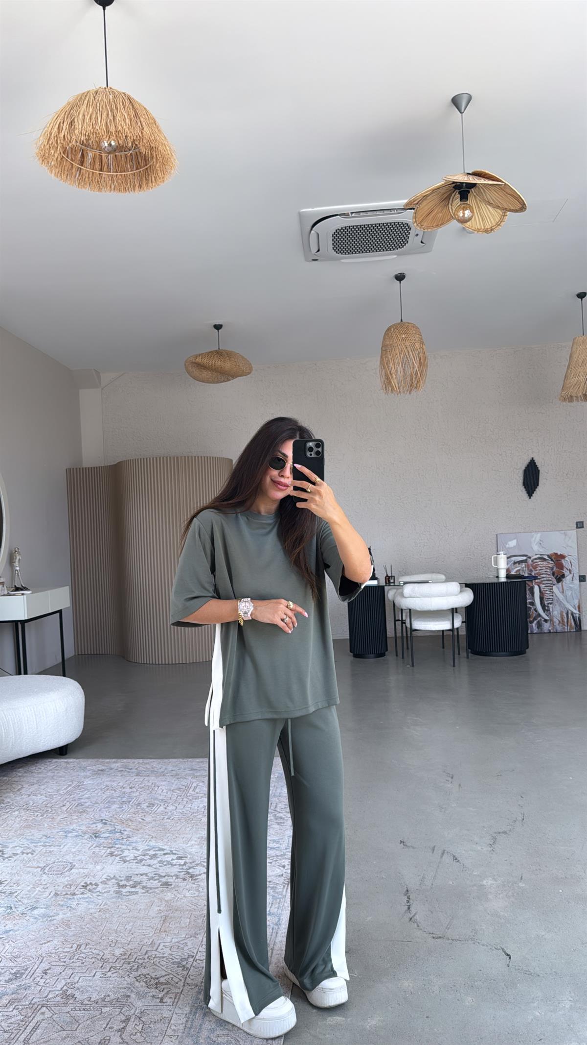 Haki Çift Şeritli Yırtmaçlı Modal Takım