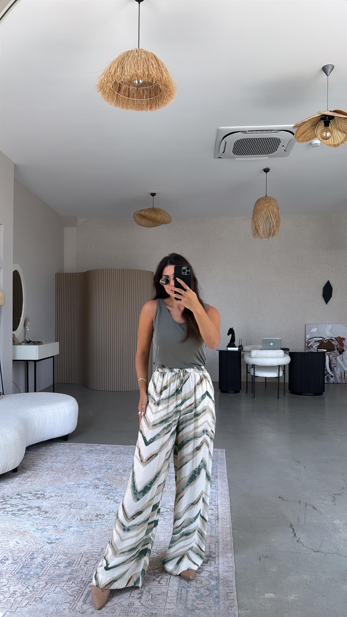 Haki Desenli Bol Paça Pantolon