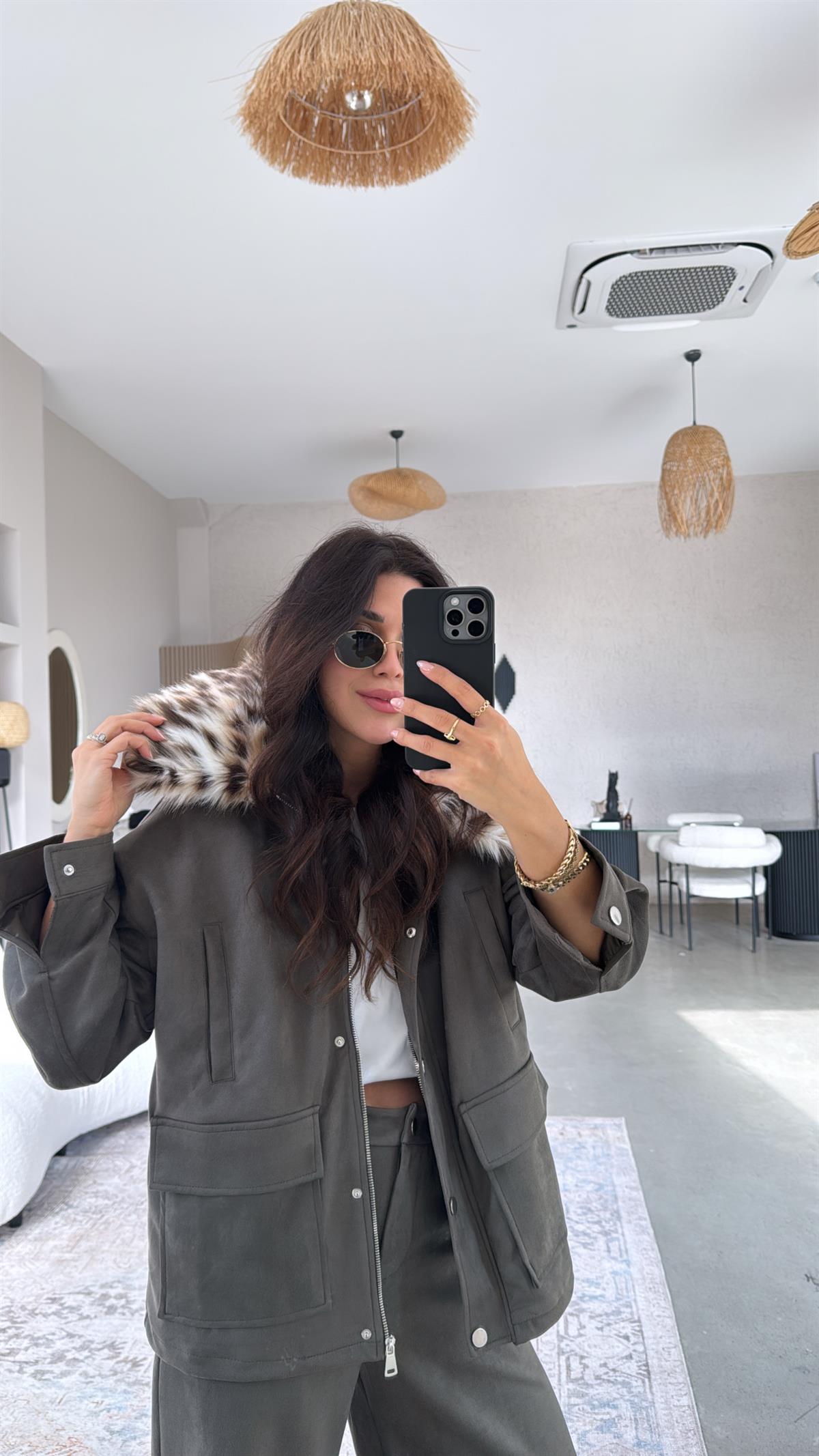 Haki Nubuk Leopar Kürklü Mont Pantolon Takım