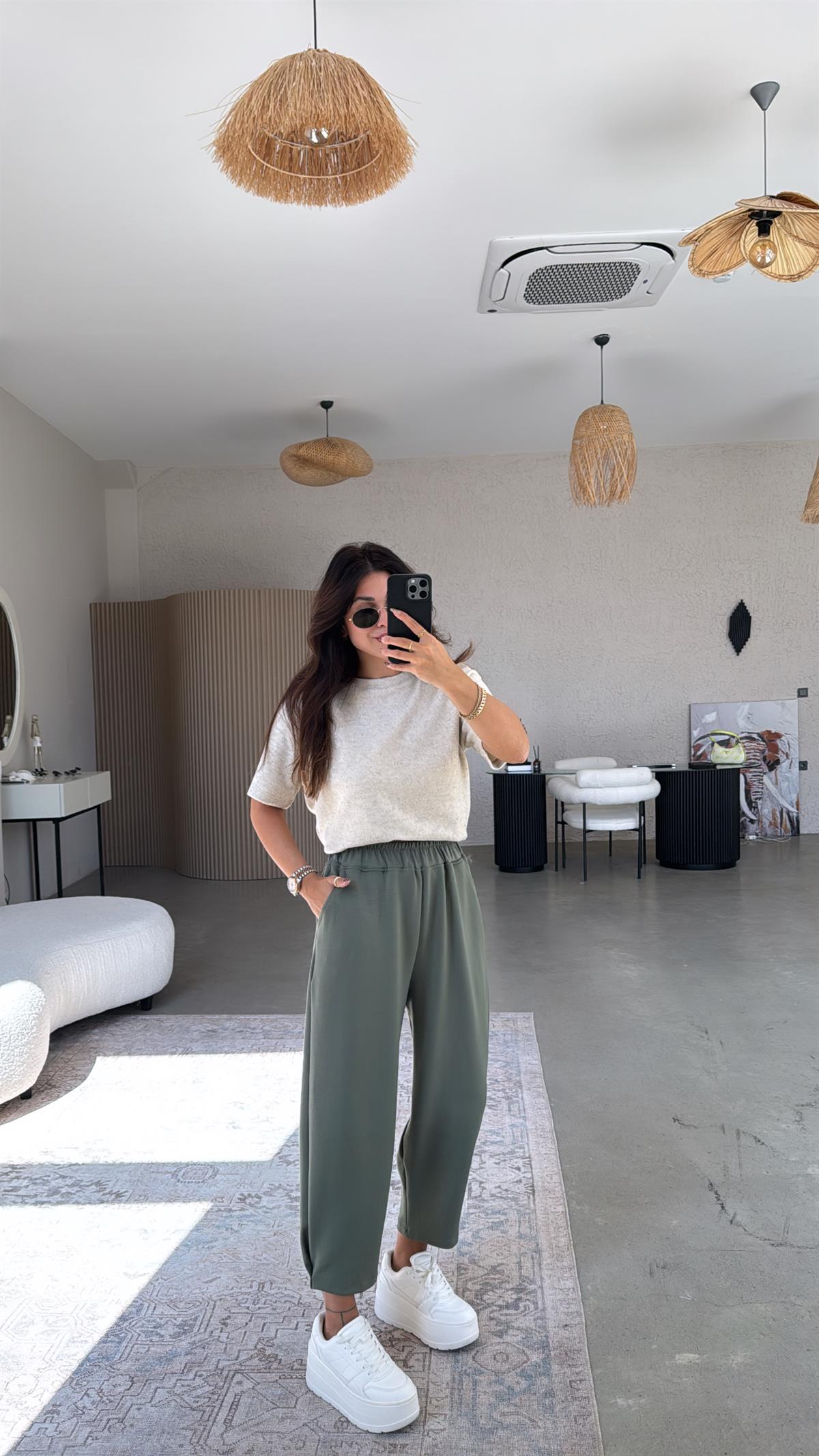 Haki Paça Tutturmalı Eşofman