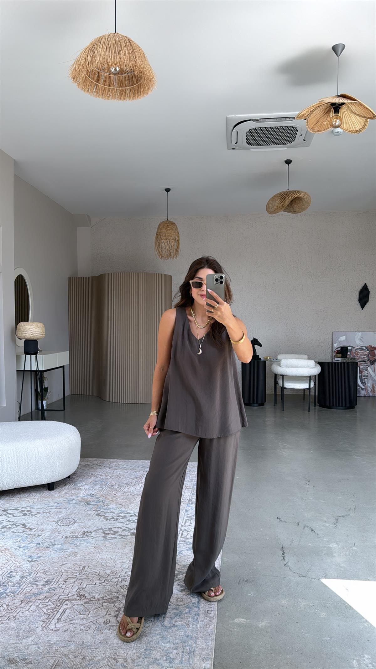 Haki Pantolon Bluz Dökümlü Takım