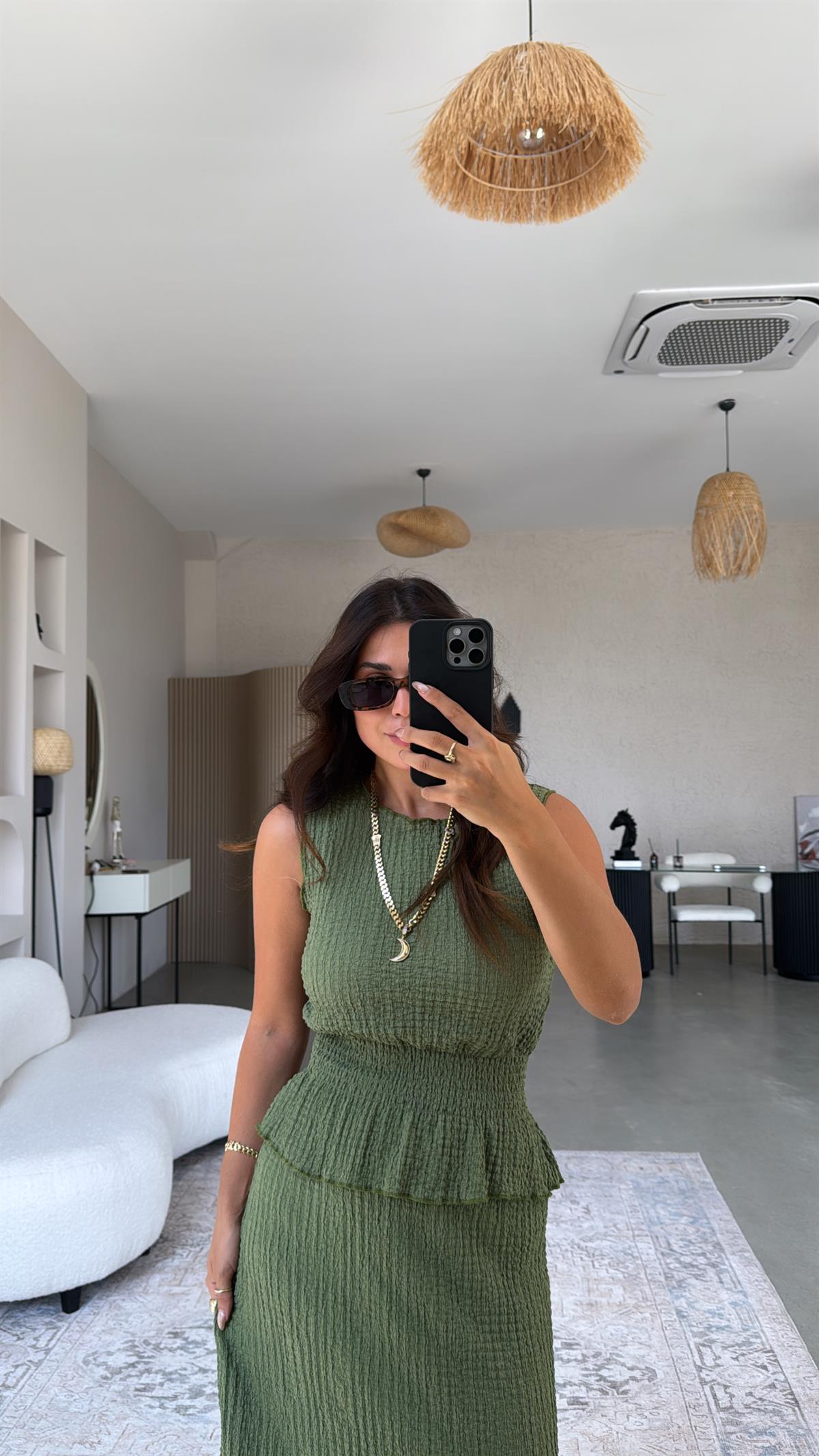 Haki Yırtmaç Etekli Bluzlu Gofre Takım