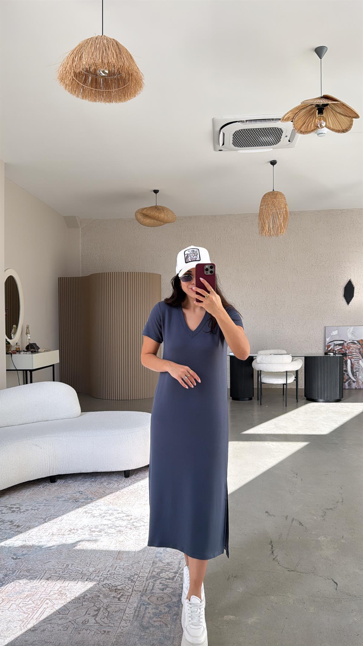 Antrasit Kısa Kol V Yaka Basic Elbise