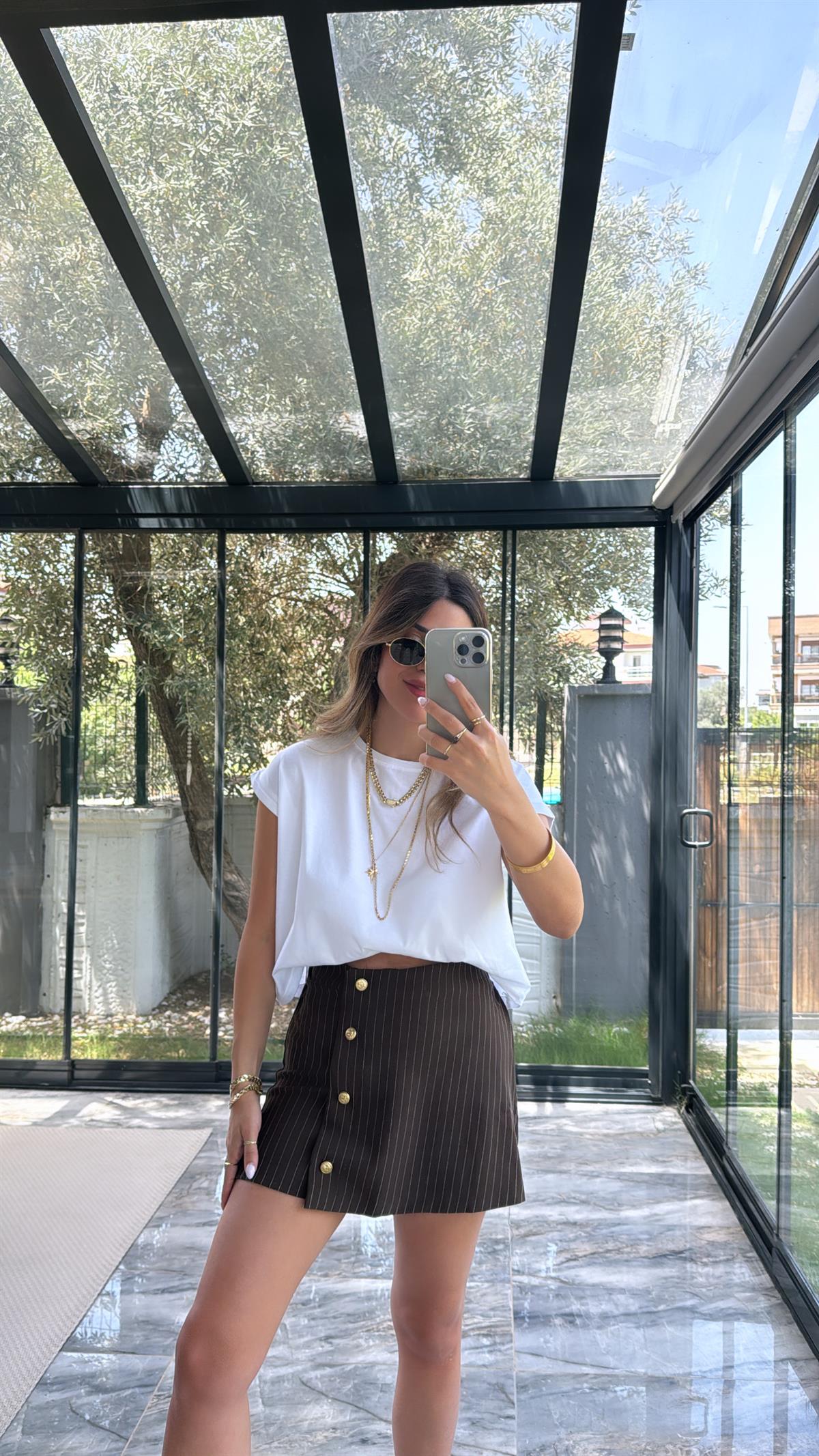 Kahve Çizgili Gold Düğme Şort Etek